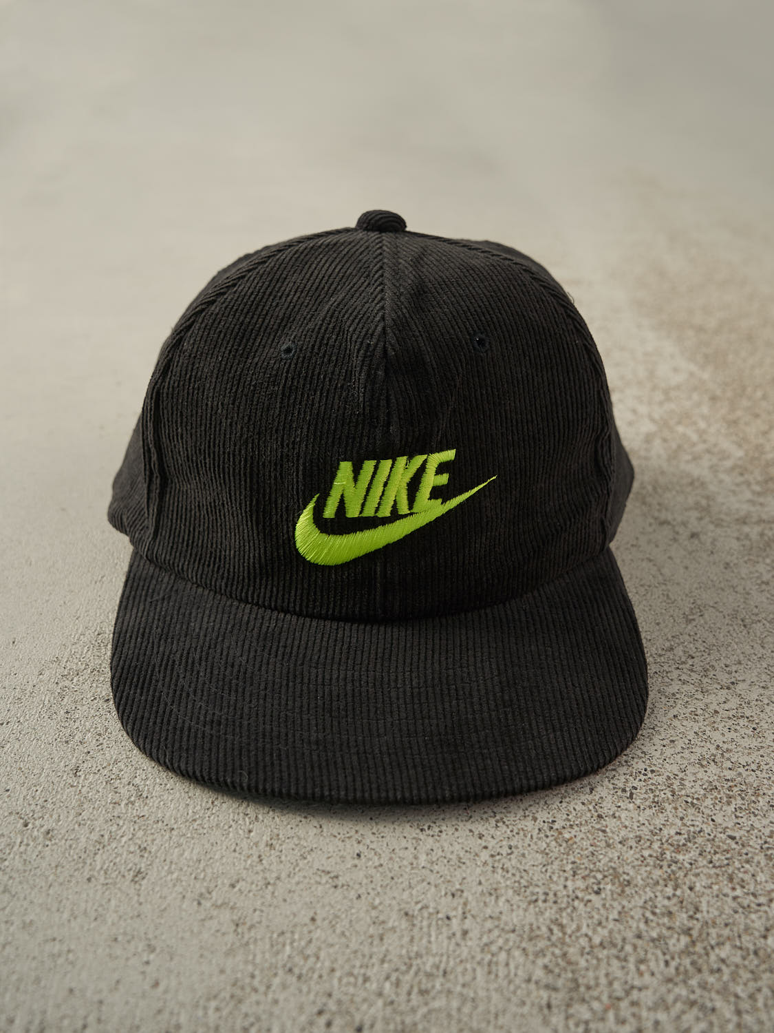 nike retro logo cord cap