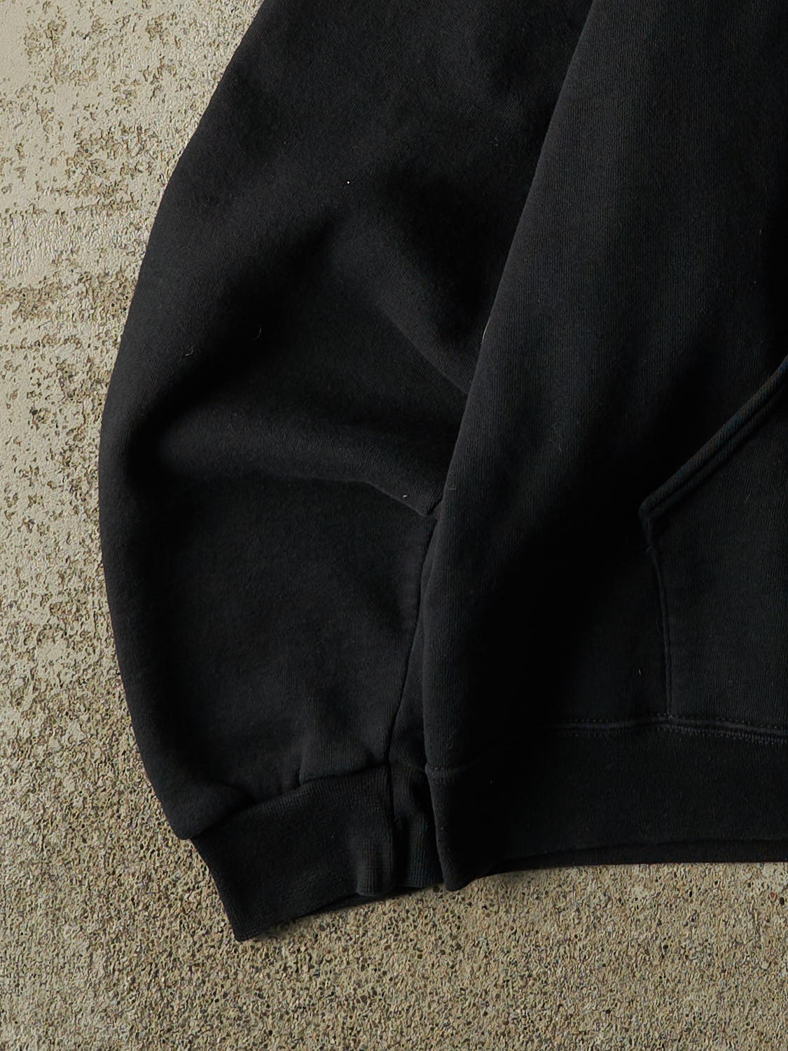 Vintage Y2K Black Russell Athletic Huskie Athletics Hoodie (XL/XXL)