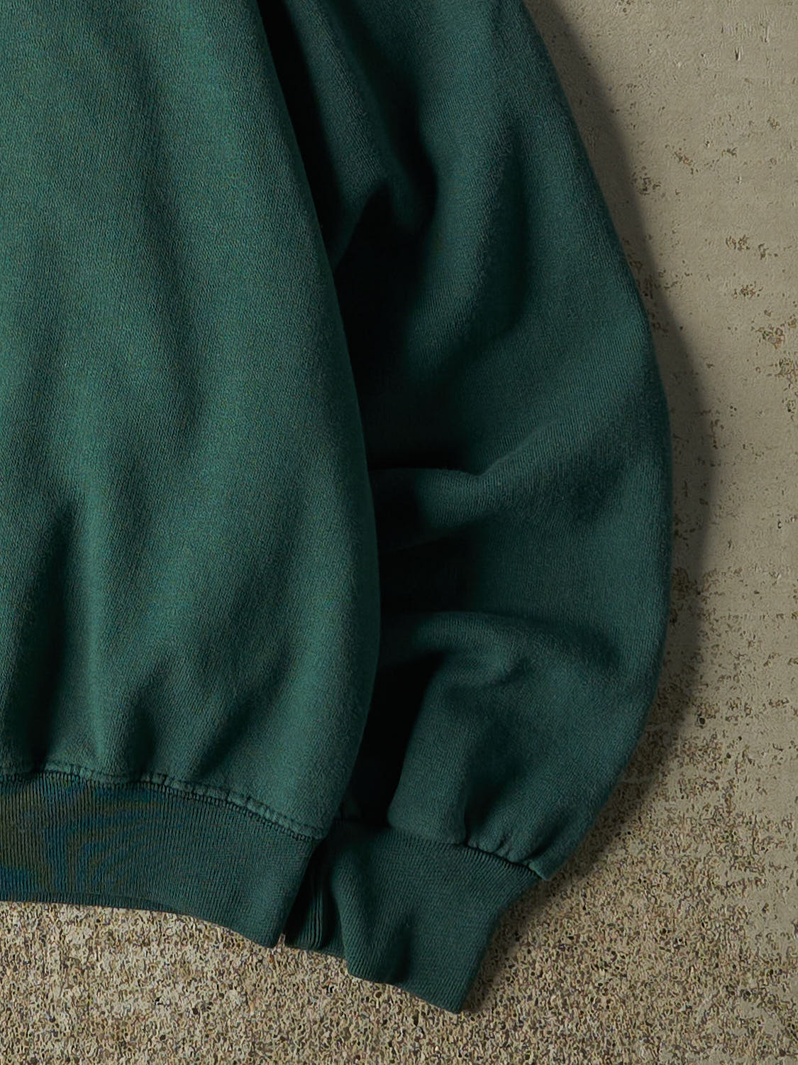 Vintage 90s Green Paris France Embroidered Crewneck (XS/S)