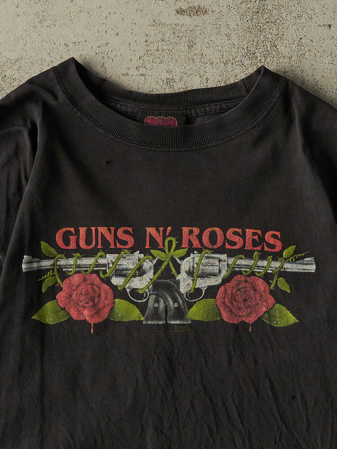 Vintage Y2K Faded Black Guns N' Roses Band Tee (XS/S)