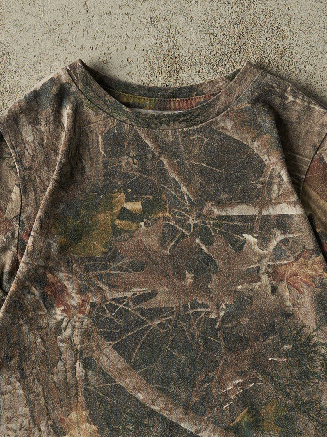 Vintage Y2K Camo Realtree Baby Tee (XXS)