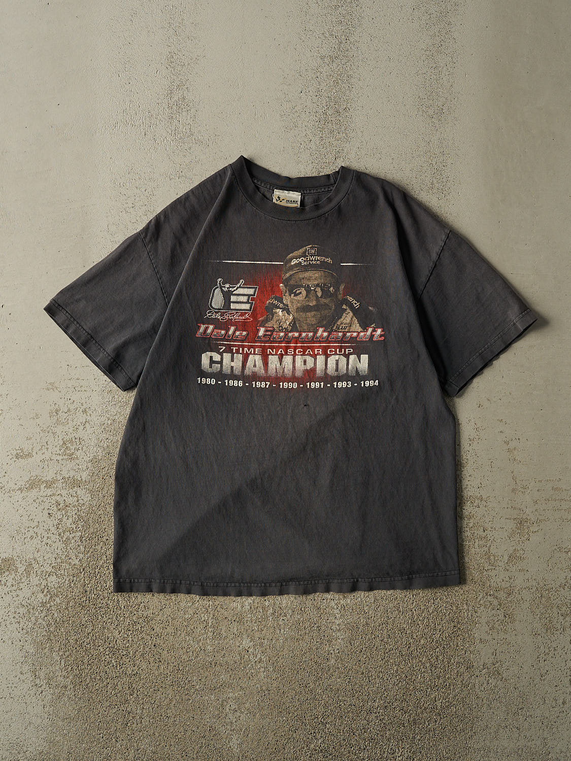 Vintage 94' Sun Faded Black Dale Earnhardt 7x Nascar Champion Tee (L)