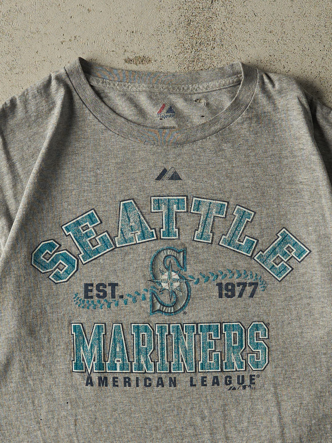 Vintage 11' Grey Seattle Mariners Tee (L)