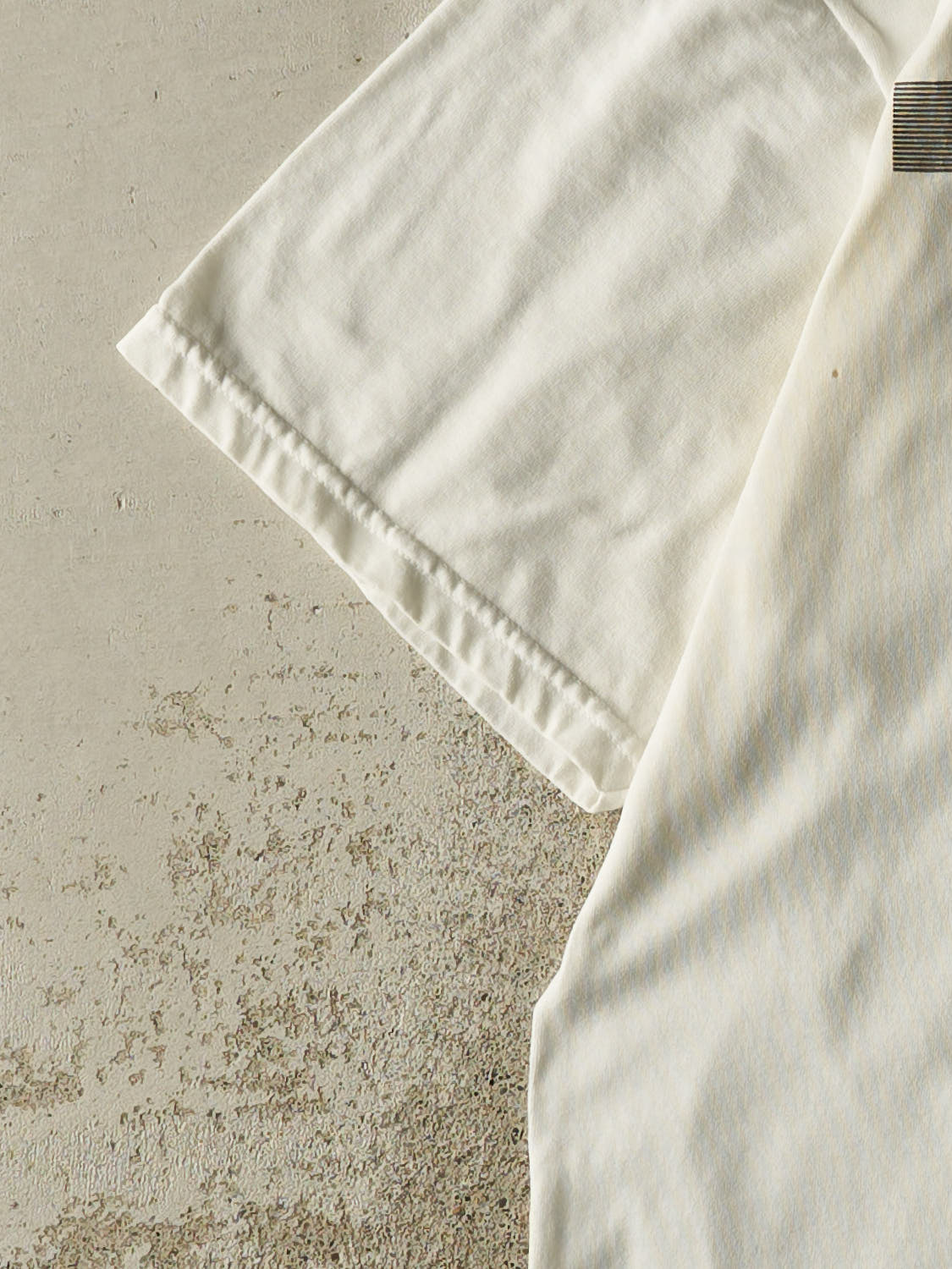 Vintage Y2K White Nike Running Tee (L)