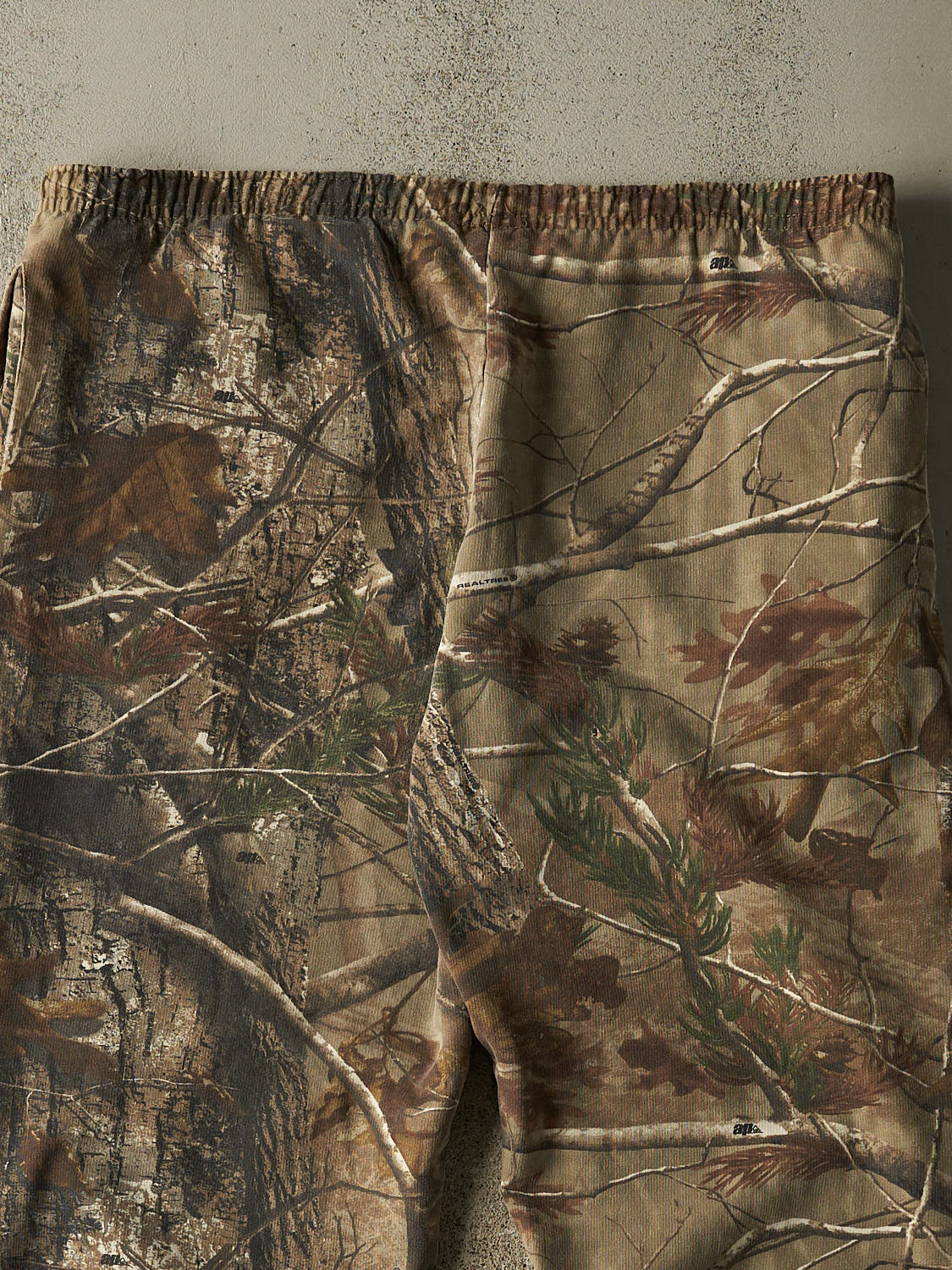 Vintage Y2K Camo Realtree Sweat Pants (39x26.5)