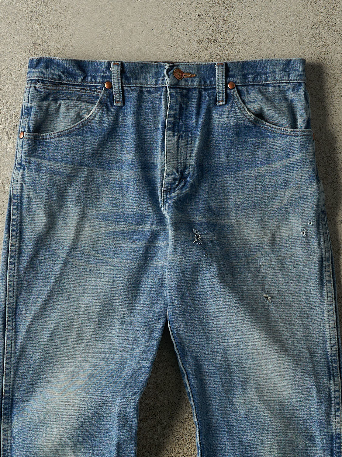 Vintage 80s Mid Wash Wrangler Jeans (32x30)