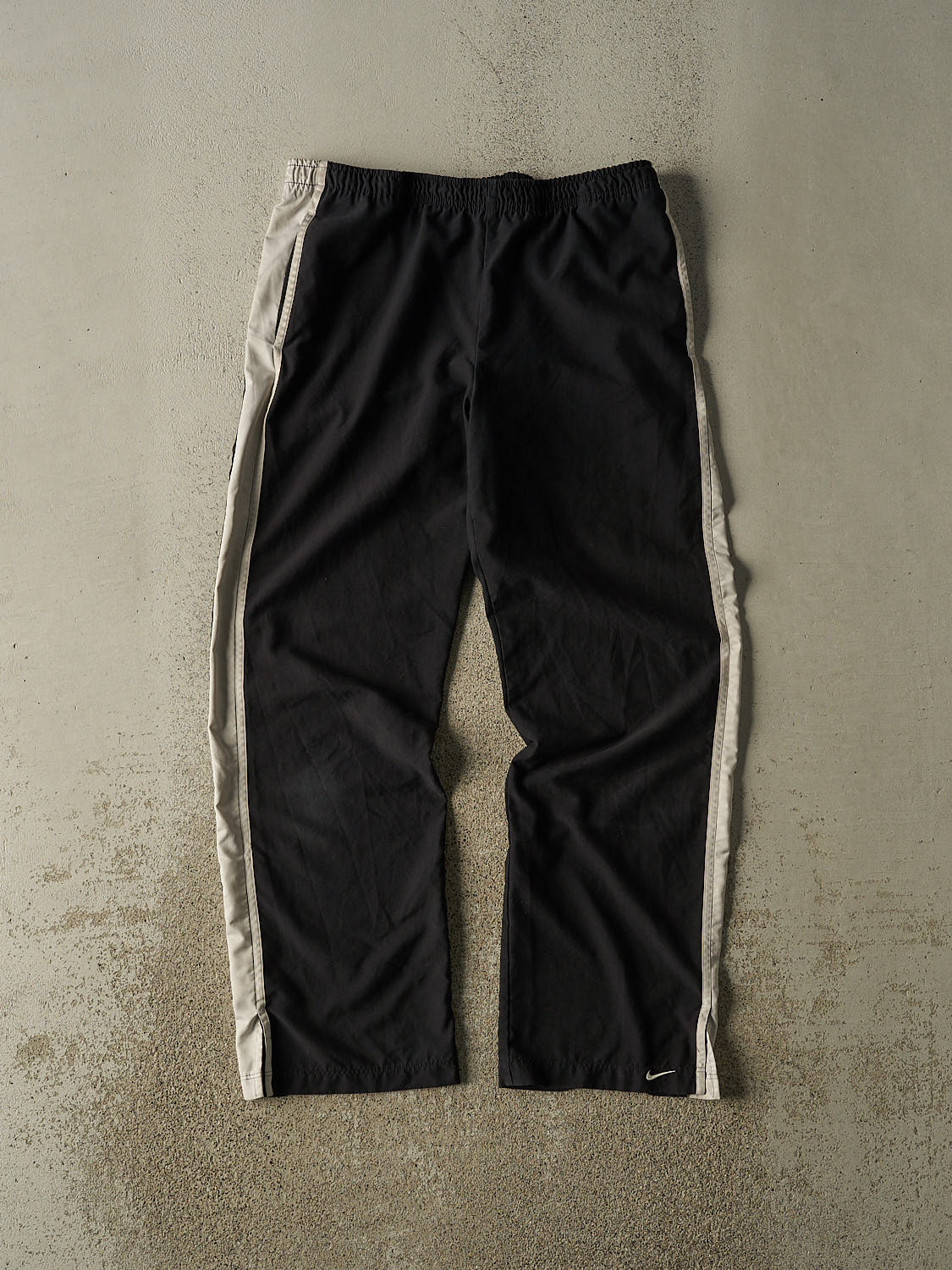 Vintage 90s Black Nike Track Pants (32x30.5)