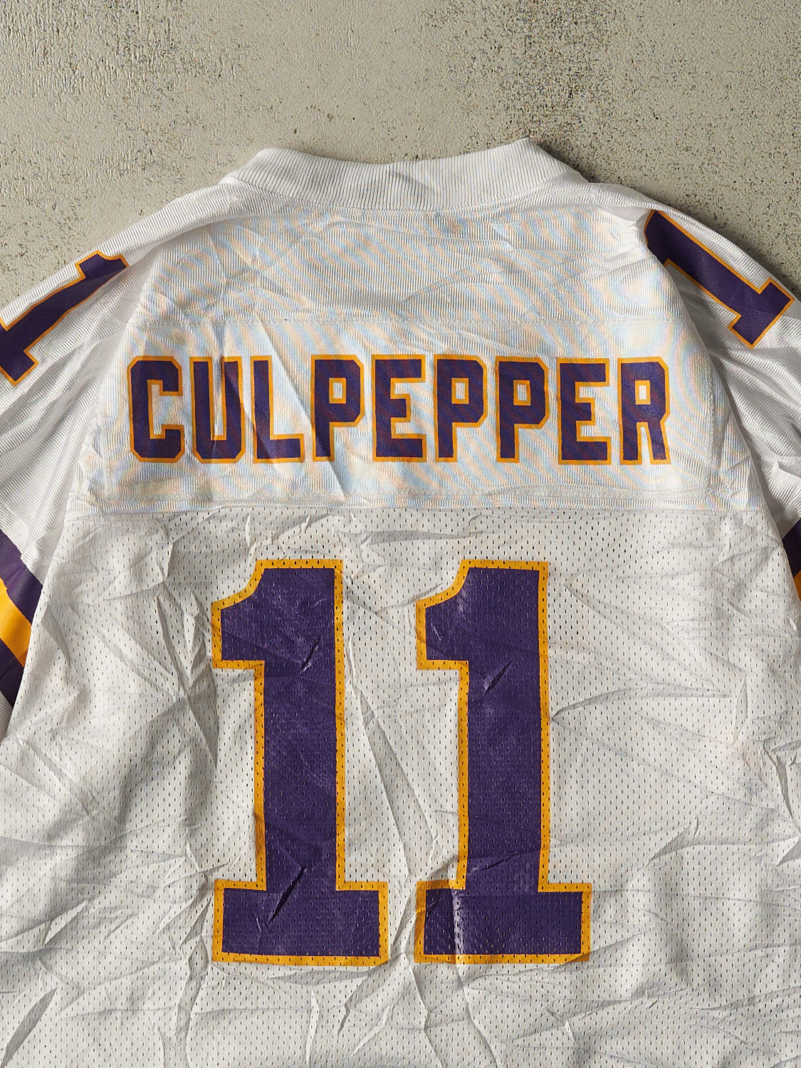 Vintage Y2K White Minnesota Vikings #11 Culpepper Football Jersey (L)