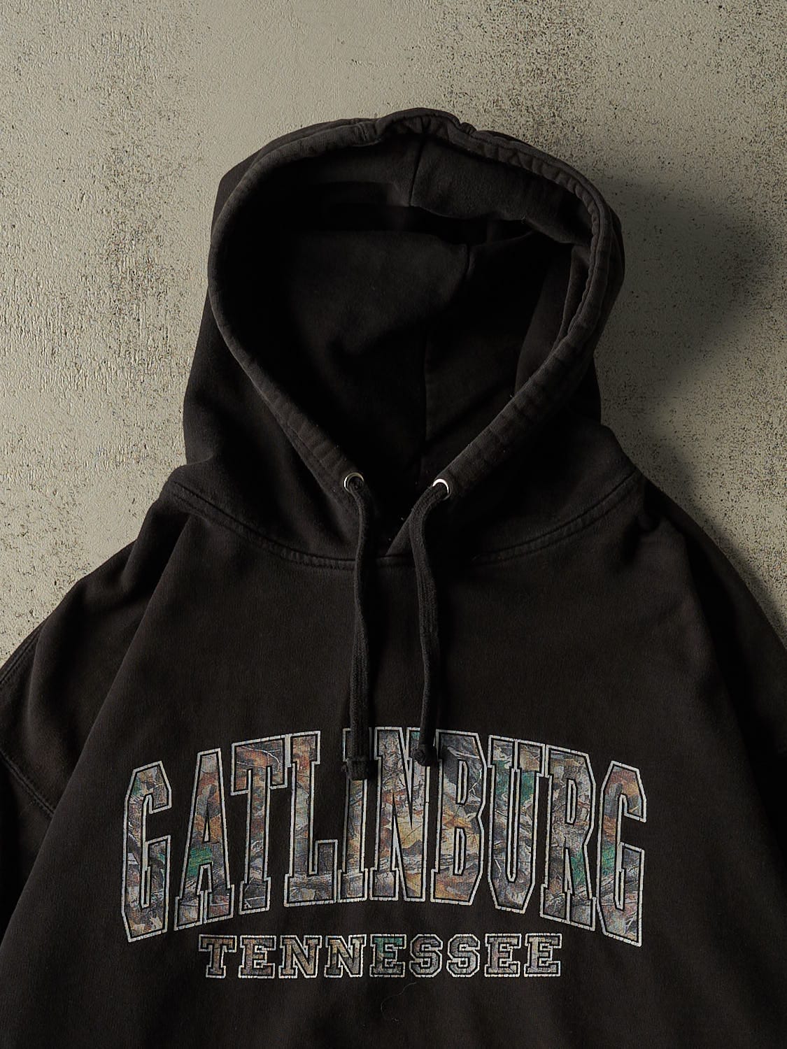 Vintage Y2K Black Gatlinburg Tennessee Hoodie (XL/XXL)