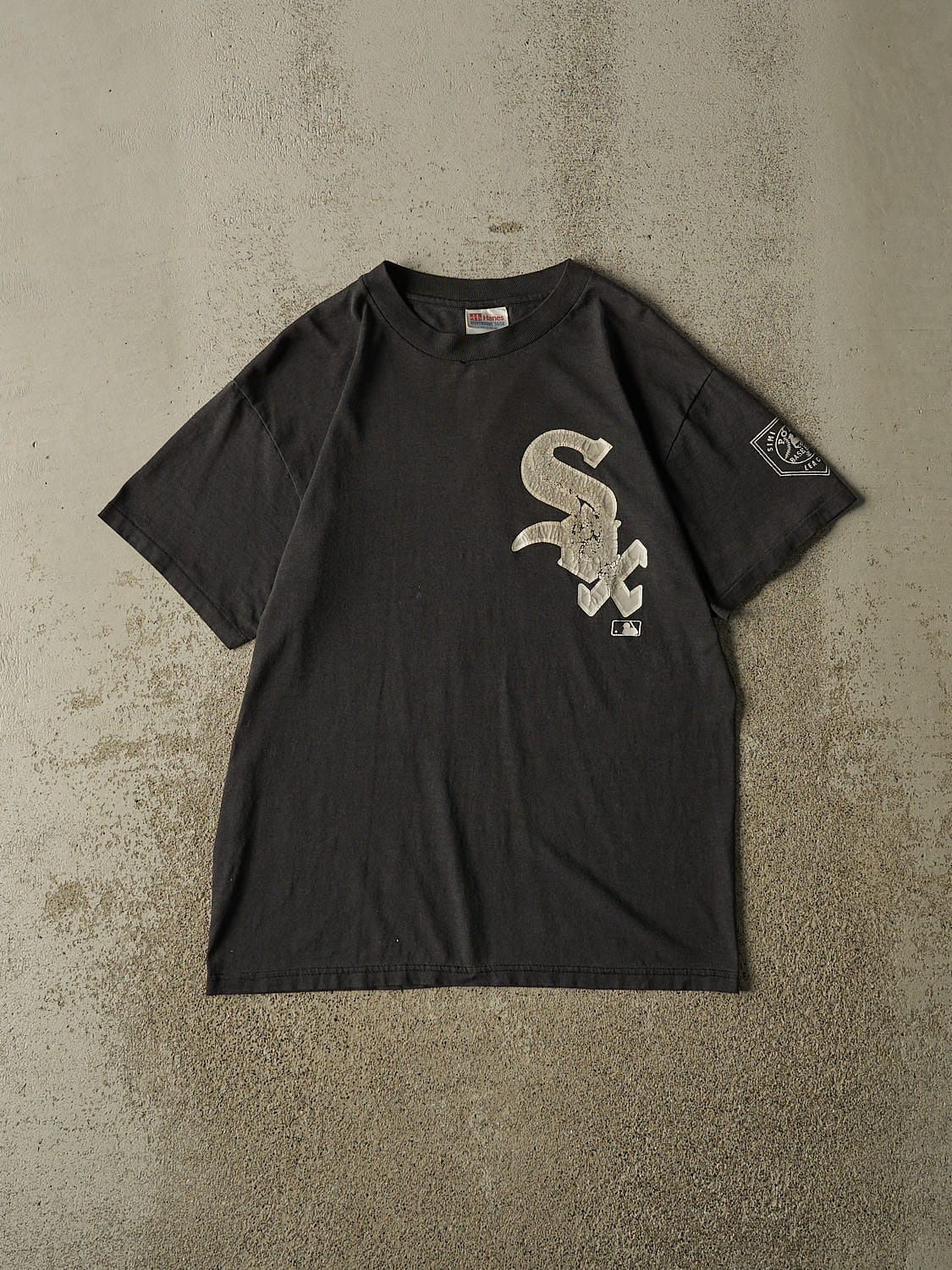 Vintage 90s Faded Black Chicago White Sox Single Stitch Tee (M)