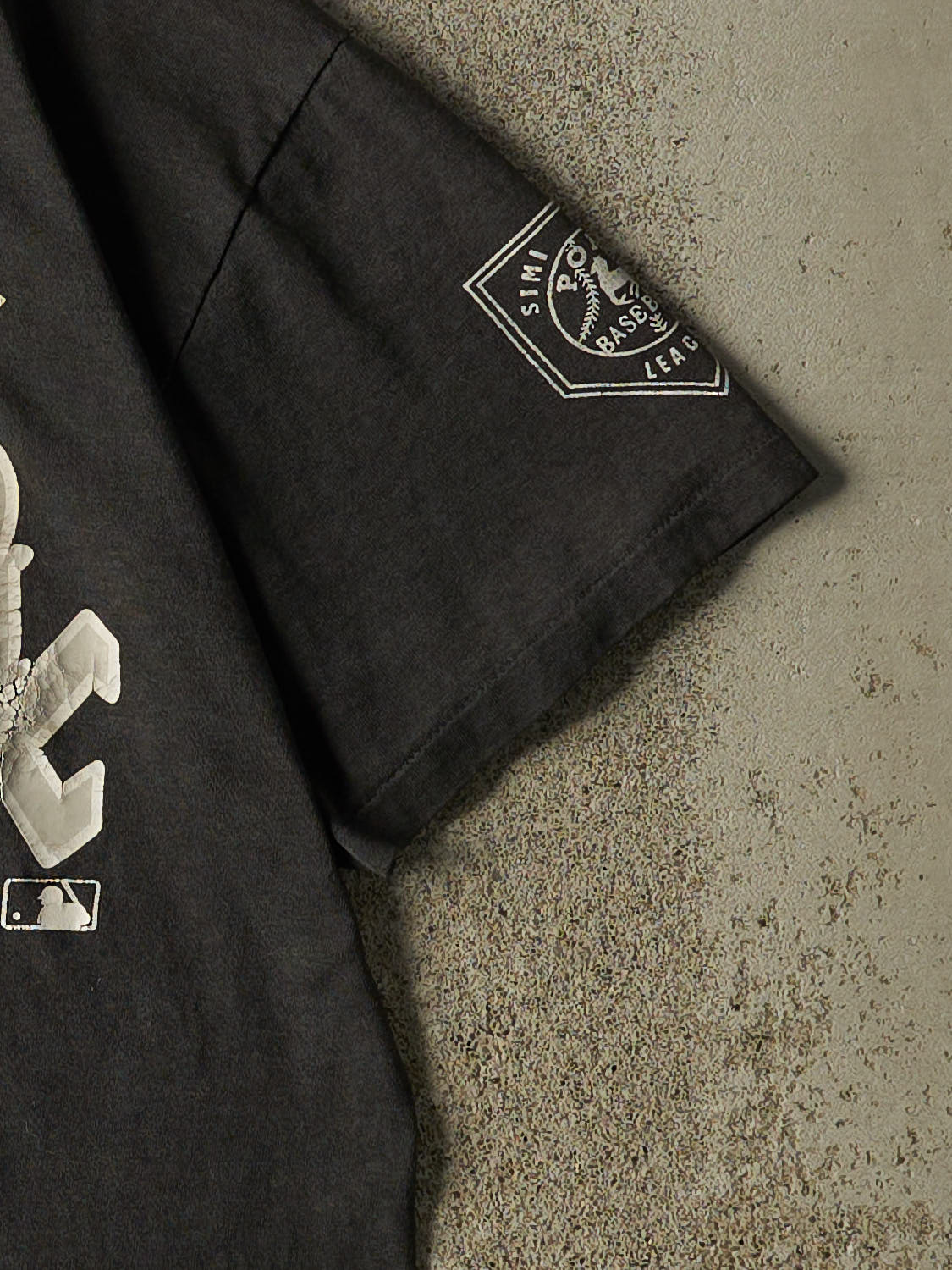 Vintage 90s Faded Black Chicago White Sox Single Stitch Tee (M)