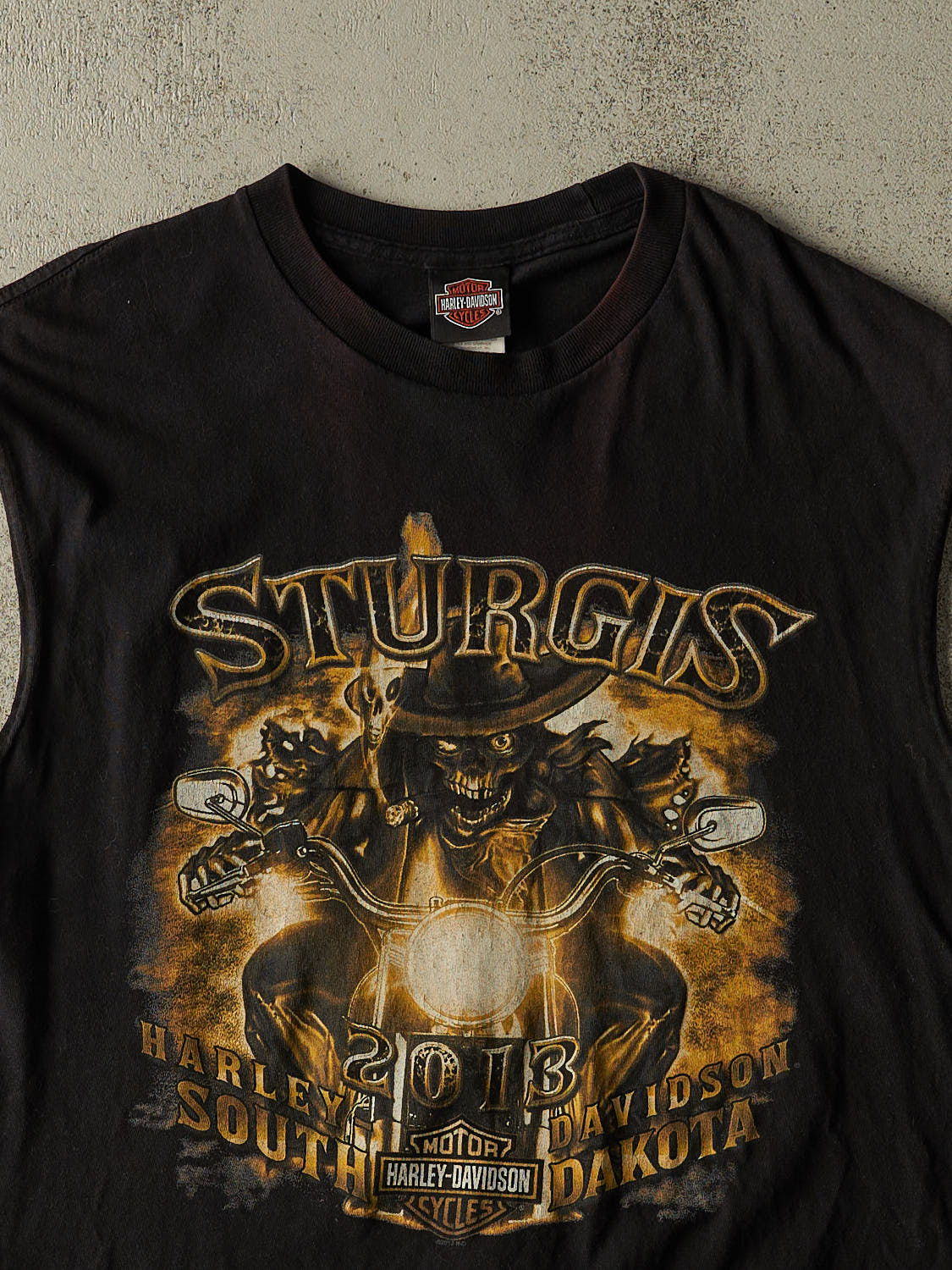 Vintage 13' Black Harley Davidson Sturgis Black Hills Tank (L)