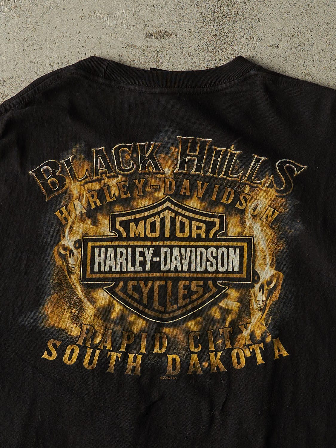 Vintage 13' Black Harley Davidson Sturgis Black Hills Tank (L)