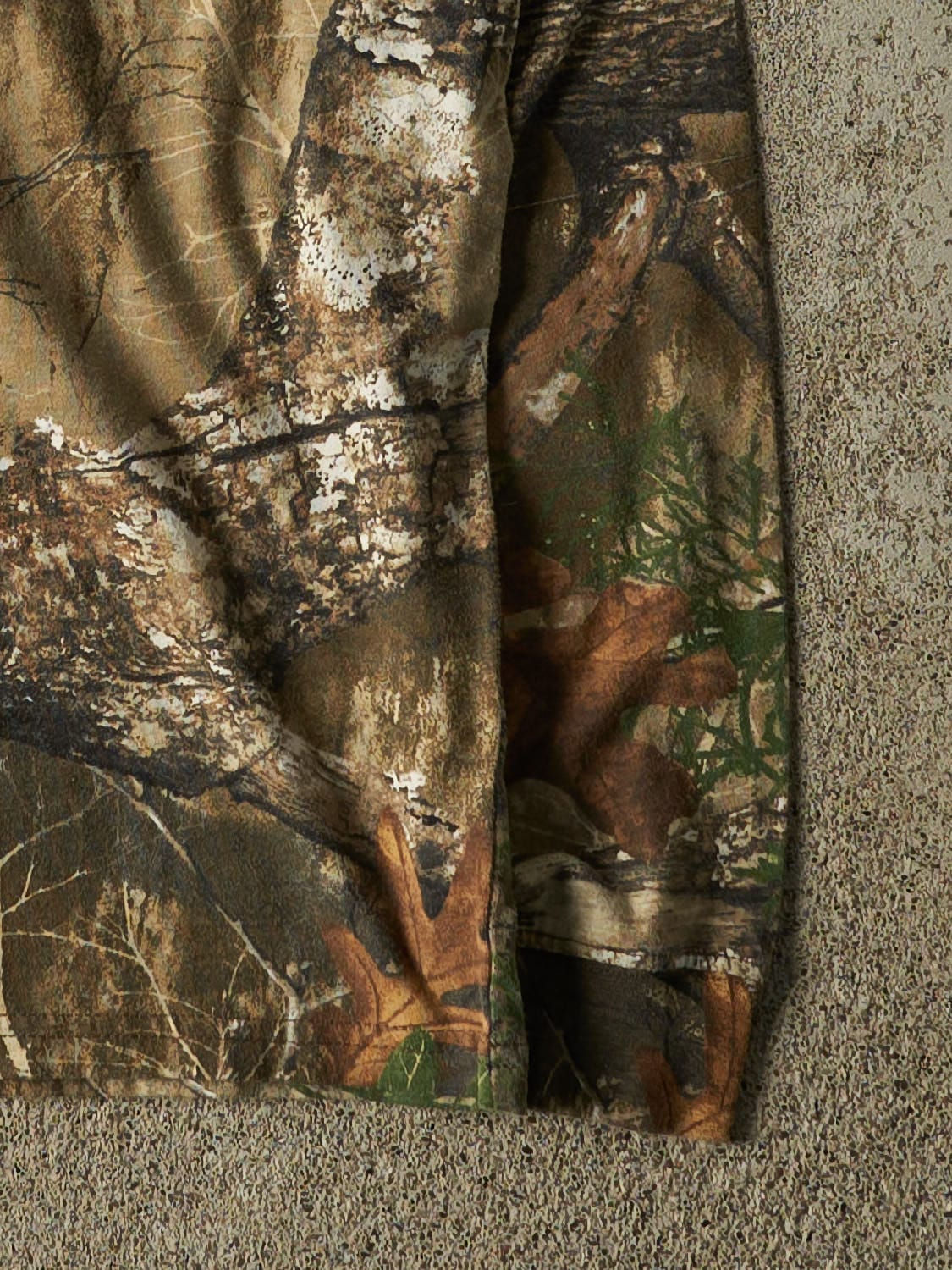 Vintage Y2K Camo Realtree Long Sleeve (S/M)