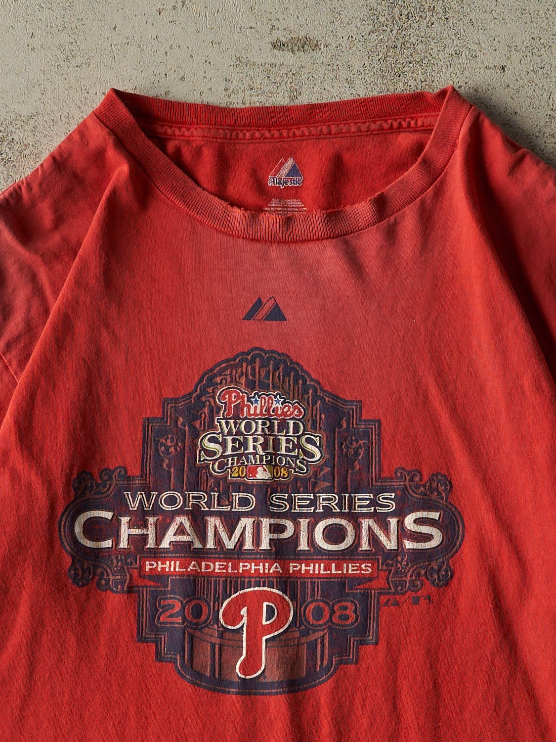 Vintage 08' Sun Faded Red Philadelphia Phillies World Series Champions Tee (L)