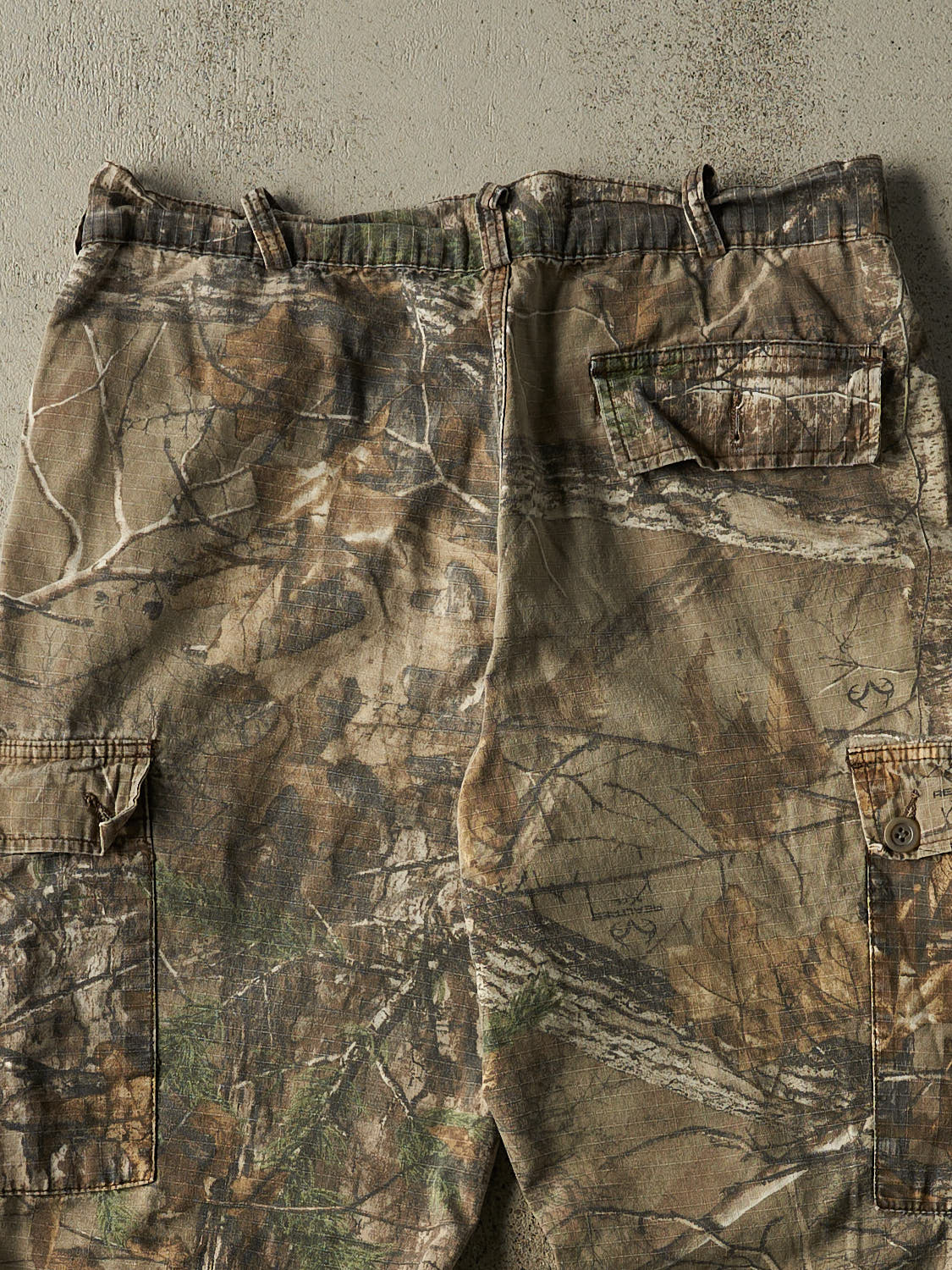 Vintage Y2K Camo Realtree Ripstop Cargo 3/4 Pant (31x21.5)