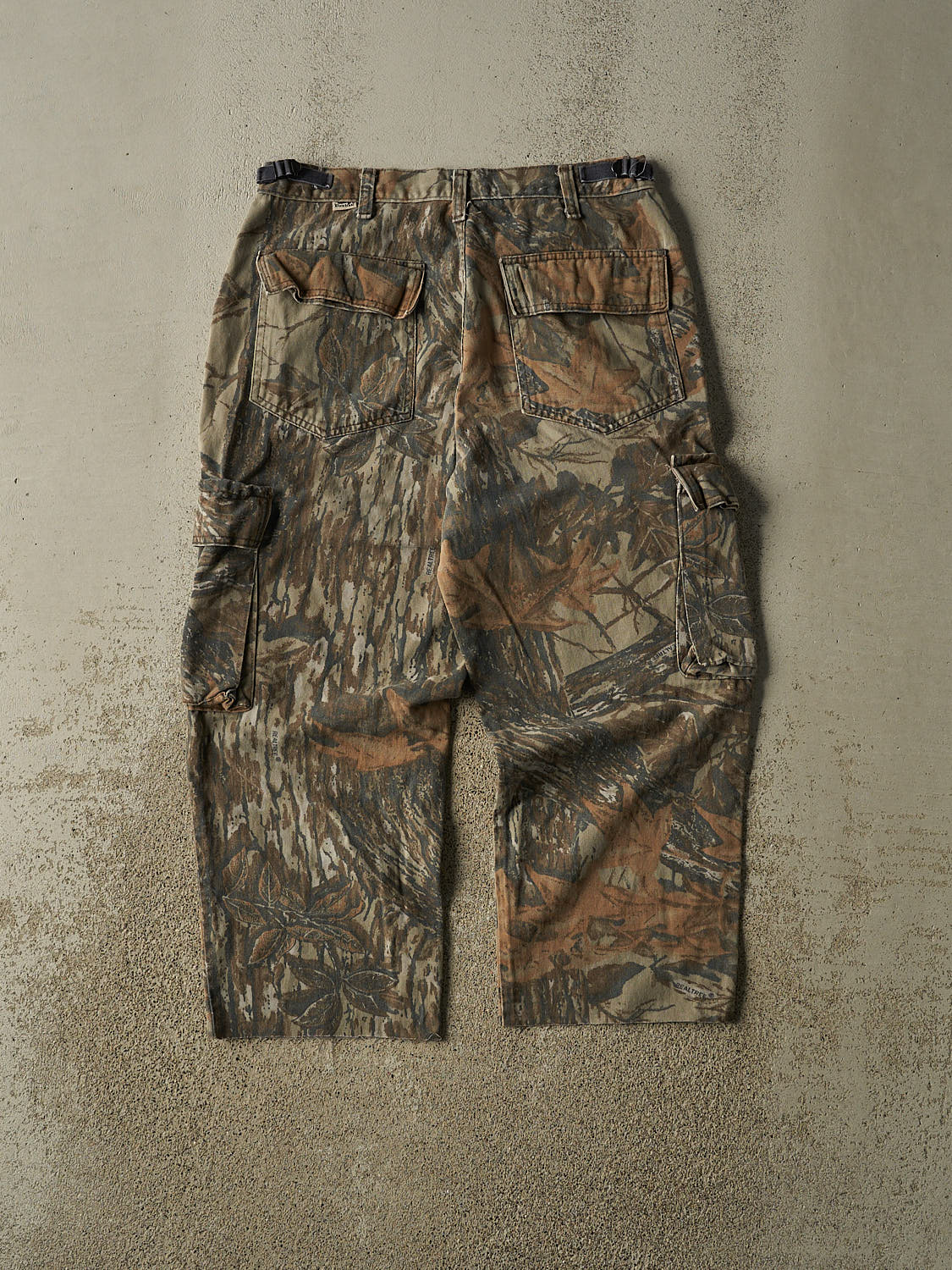 Vintage 80s Camo Realtree x Duxbak Cargo 3/4 Pant (32x23.5)