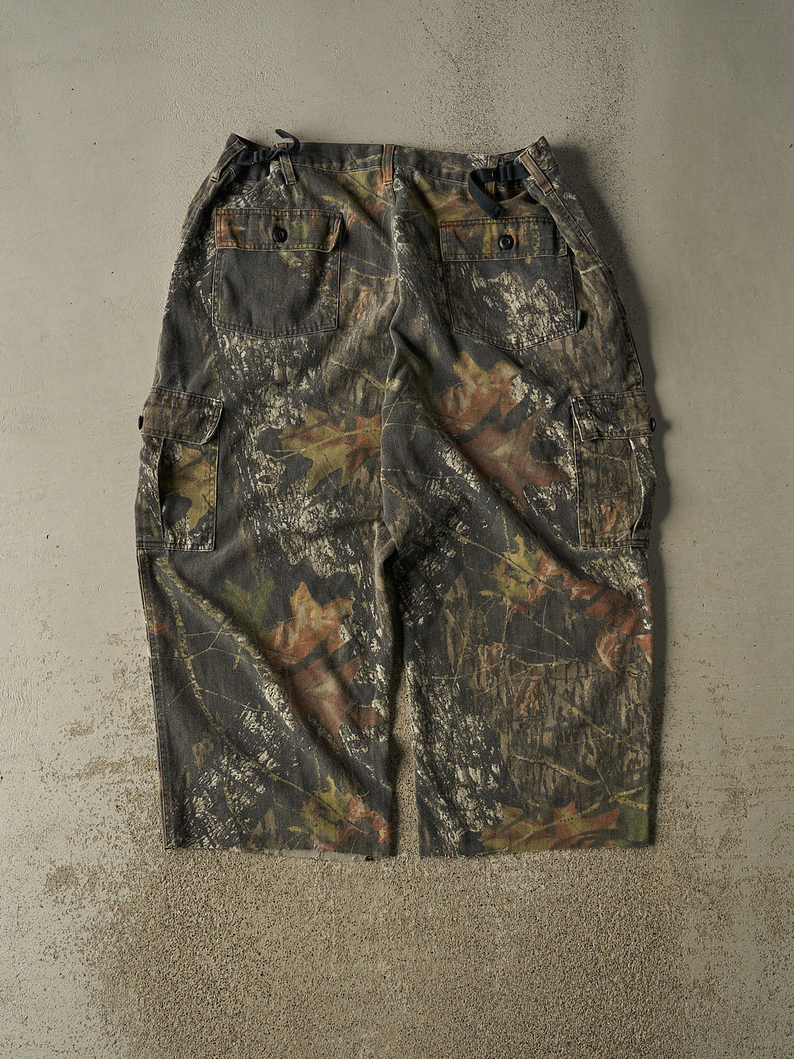 Vintage 90s Camo Mossy Oak Cargo 3/4 Pant (34x24)