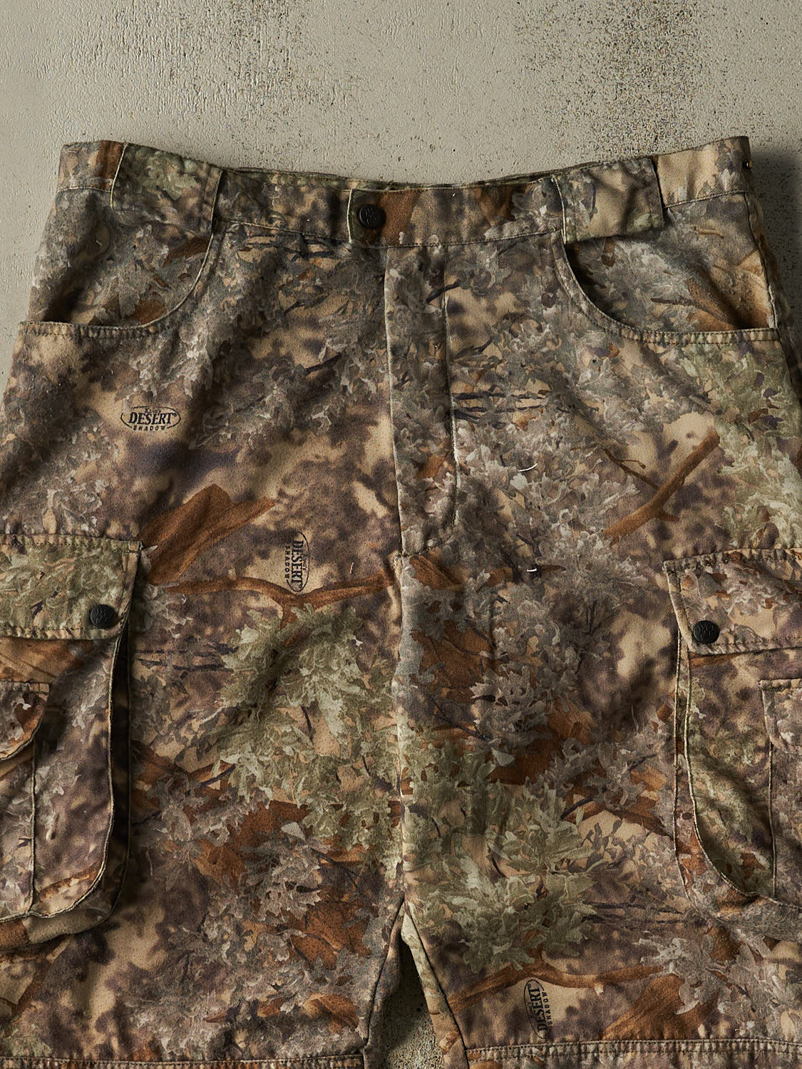 Vintage Y2K Camo Kings Desert Cargo 3/4 Pant (34x21)