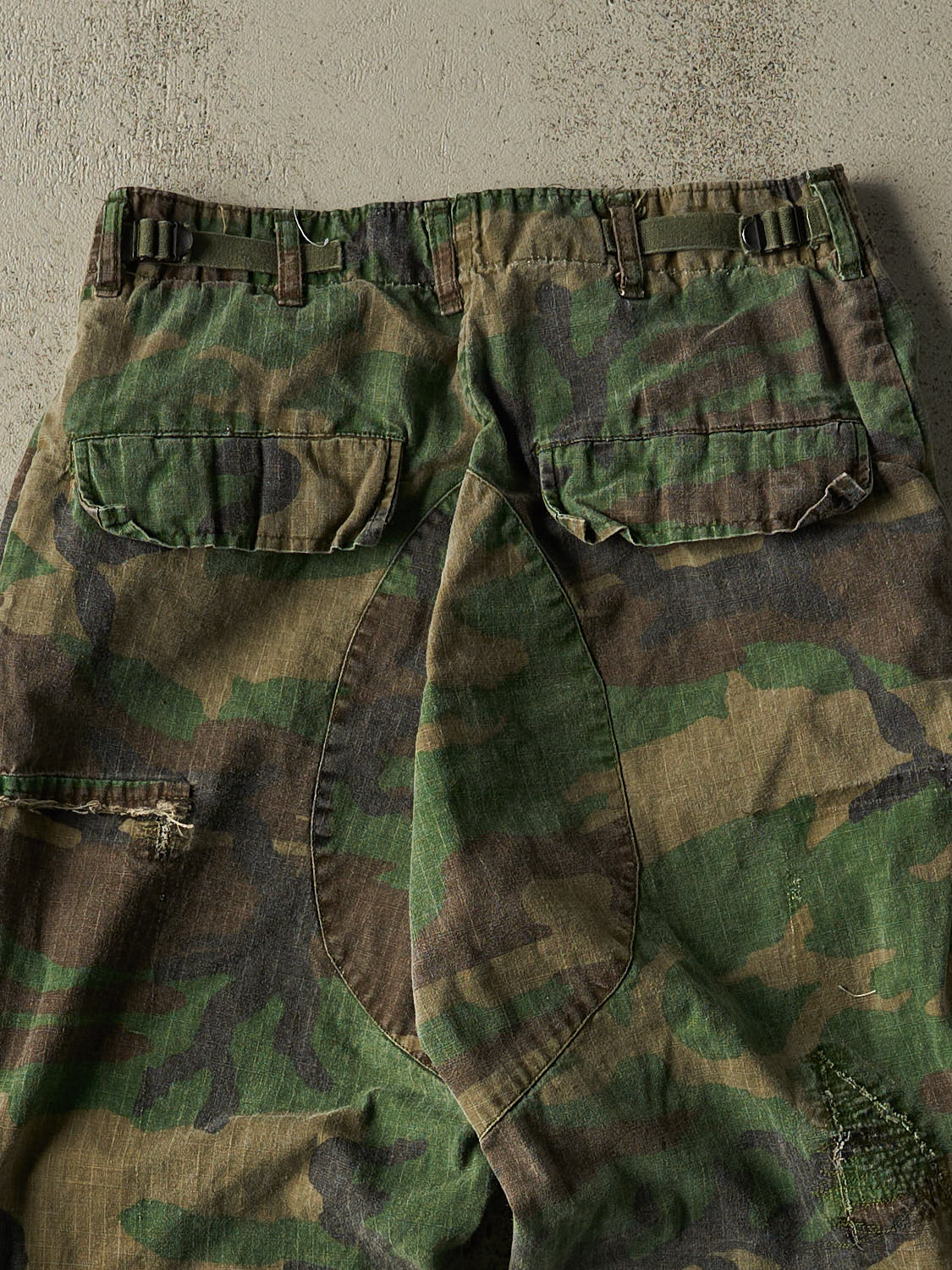 Vintage 90s Camo Army 3/4 Pant (28x22.5)