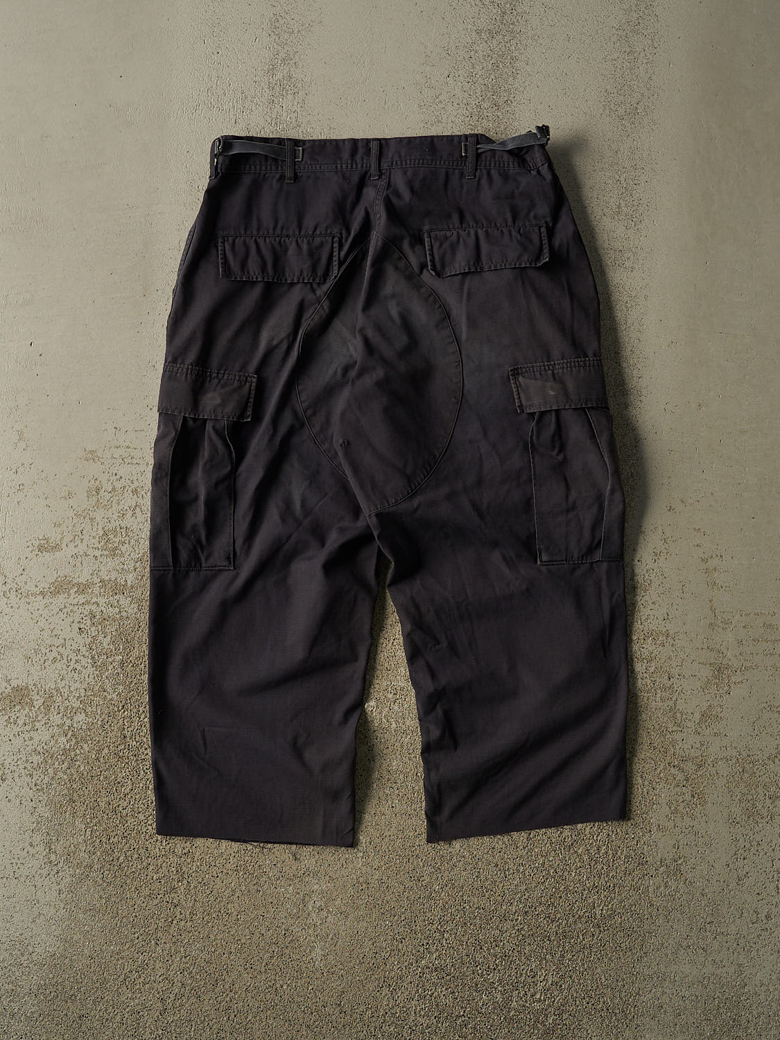 Vintage Y2K Black Military Cargo 3/4 Pant (32x23)