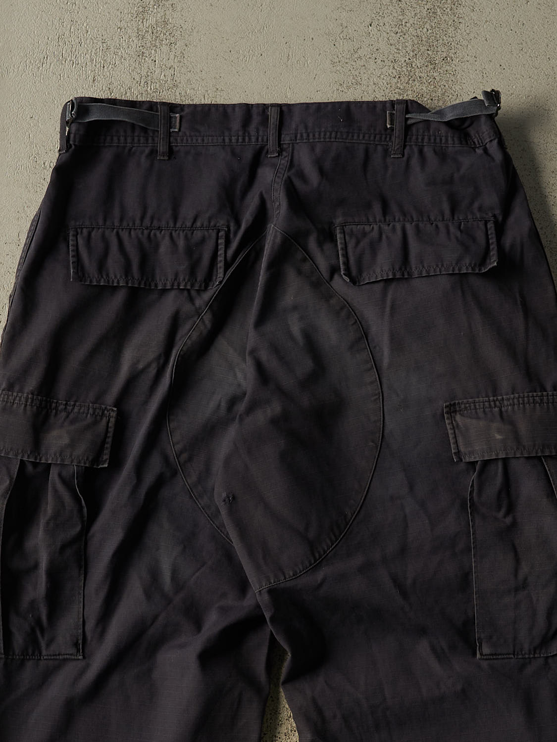 Vintage Y2K Black Military Cargo 3/4 Pant (32x23)