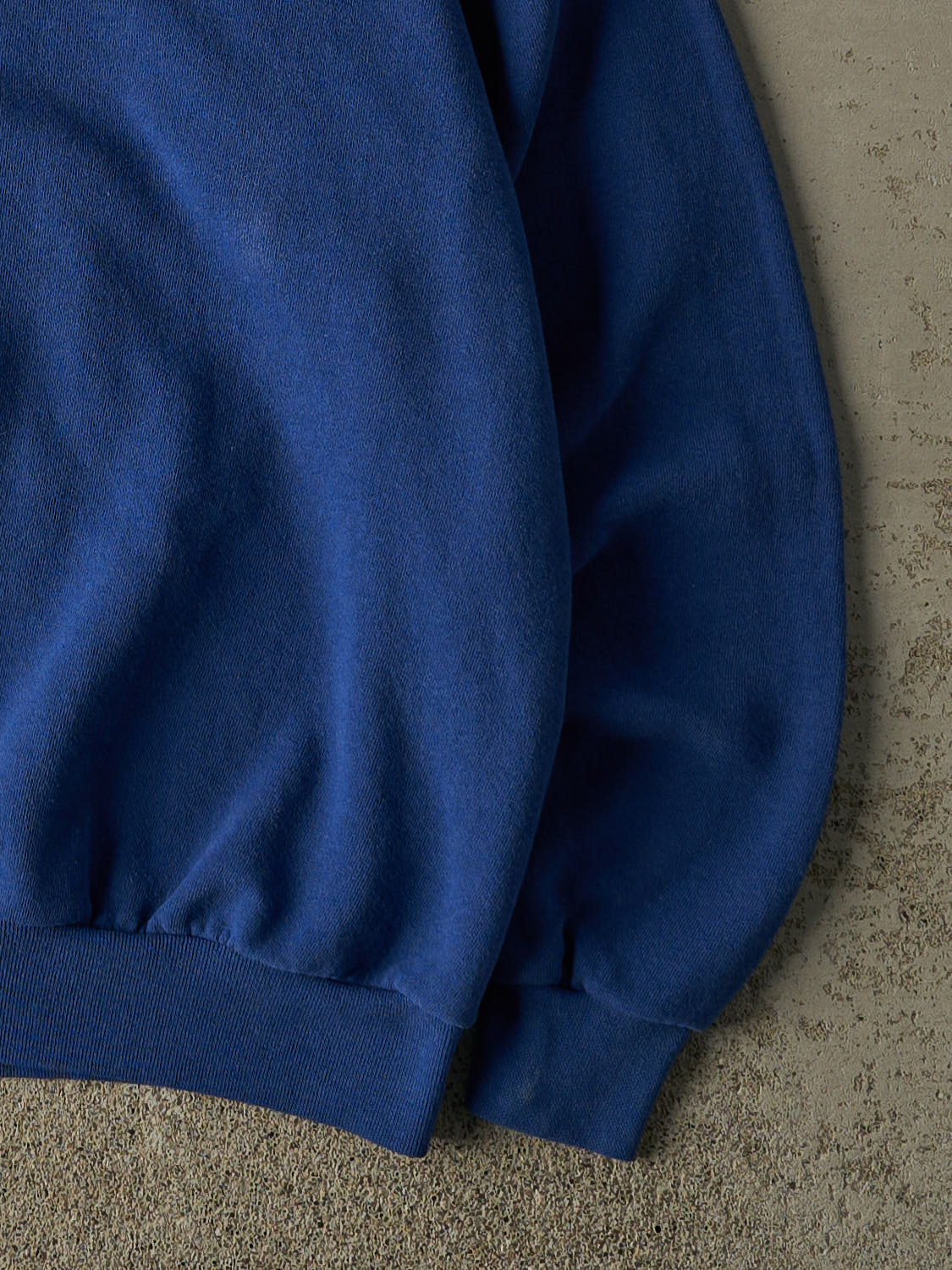 Vintage 90s Blue Tigger Embroidered Crewneck (L/XL)