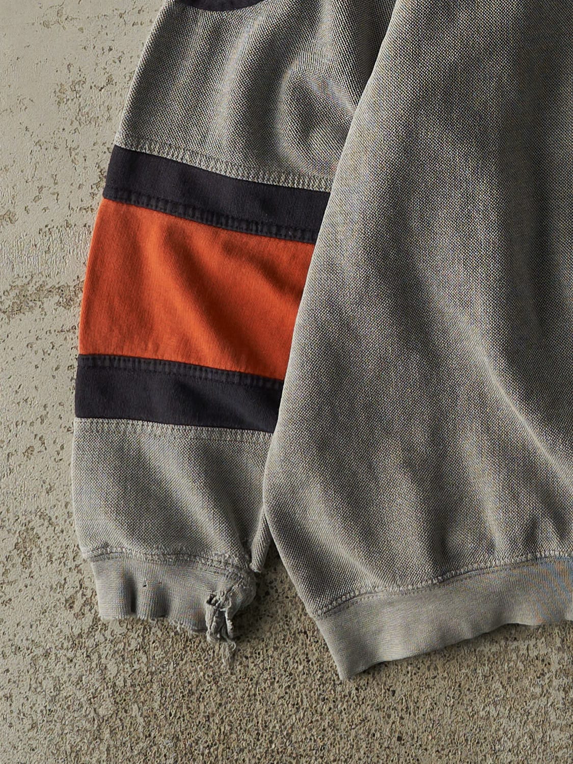 Vintage 98' Grey Denver Broncos Textured Lightweight Crewneck (M/L)