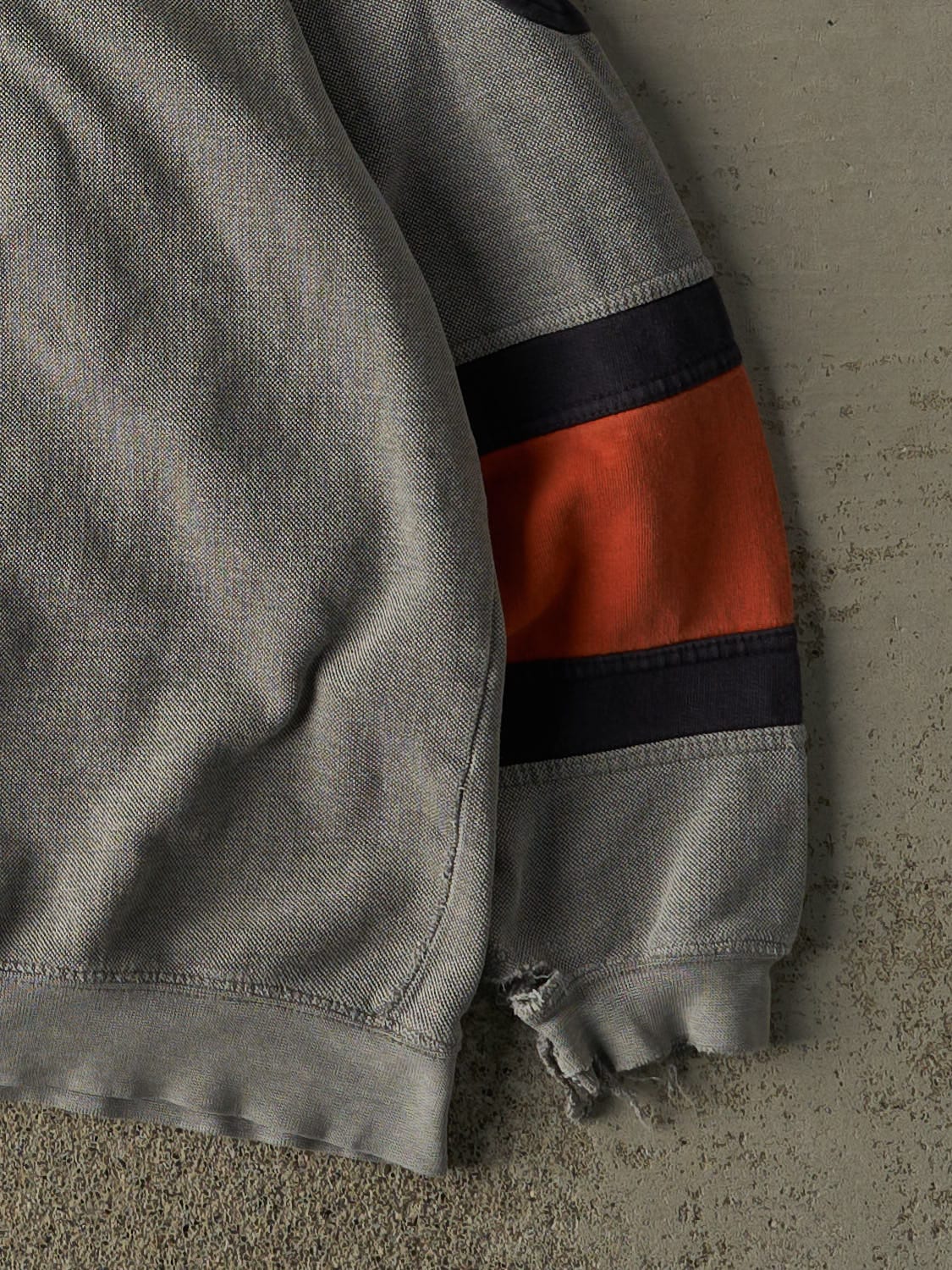 Vintage 98' Grey Denver Broncos Textured Lightweight Crewneck (M/L)