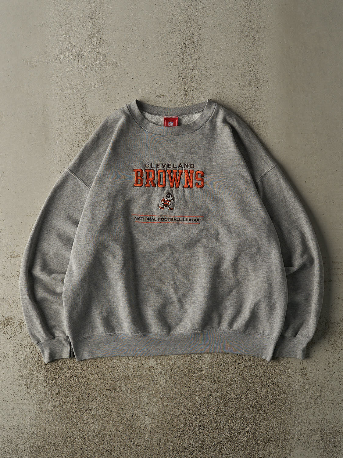 Vintage 90s Grey Cleveland Browns Embroidered Crewneck (L/XL)