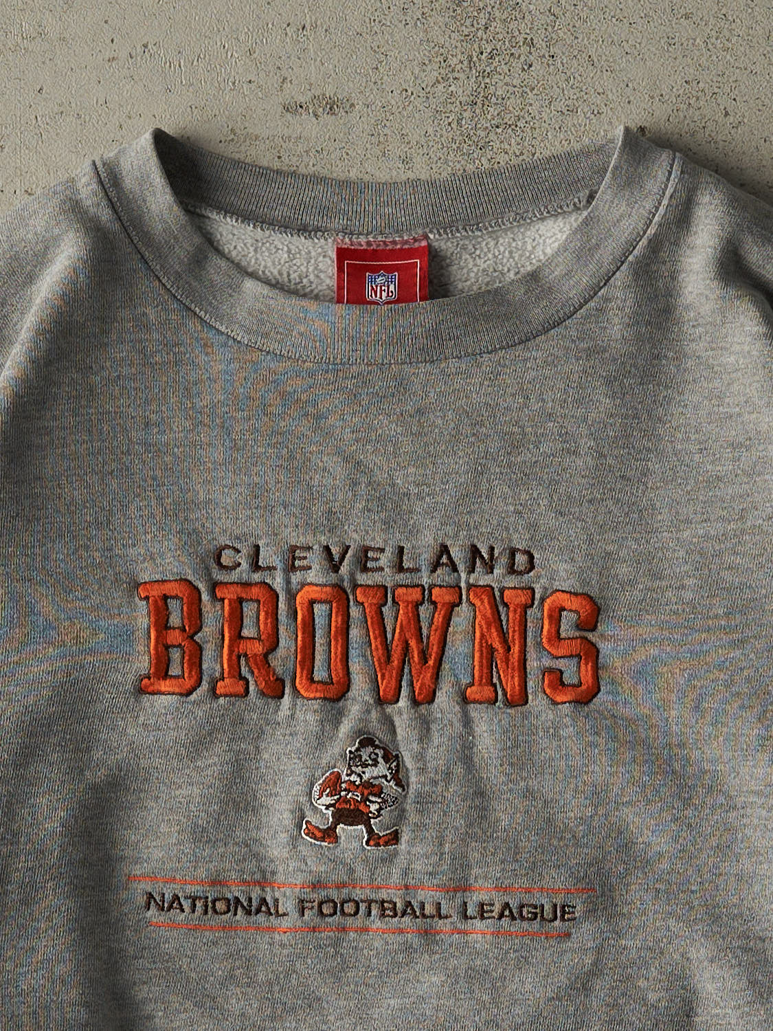 Vintage 90s Grey Cleveland Browns Embroidered Crewneck (L/XL)
