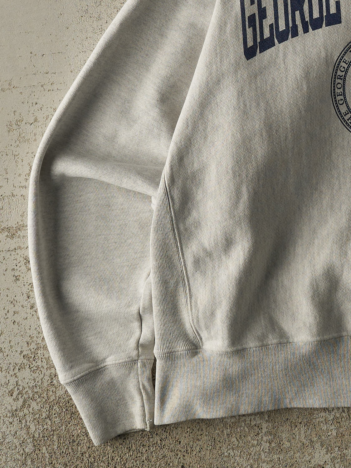 Vintage Y2K Heather Grey Champion Reverse Weave George Washington University Crewneck (M/L)