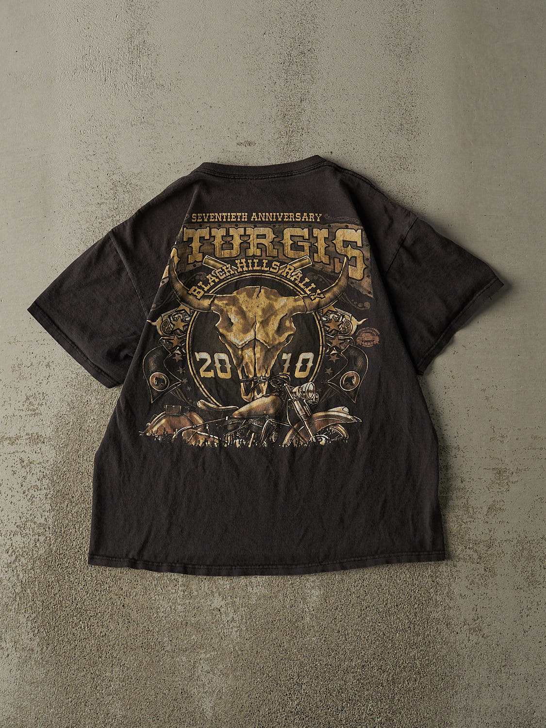 Vintage 10' Faded Black Sturgis Black Hills Rally Tee (M)