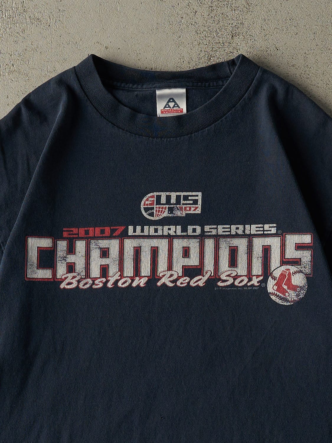Vintage 07' Navy Blue Boston Red Sox World Series Champions Tee (M/L)