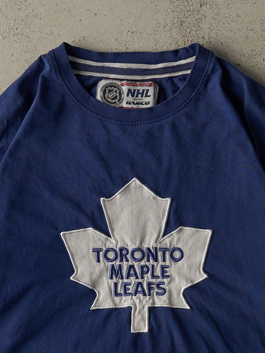 Vintage Y2K Blue Toronto Maple Leafs Embroidered Tee (L/XL)