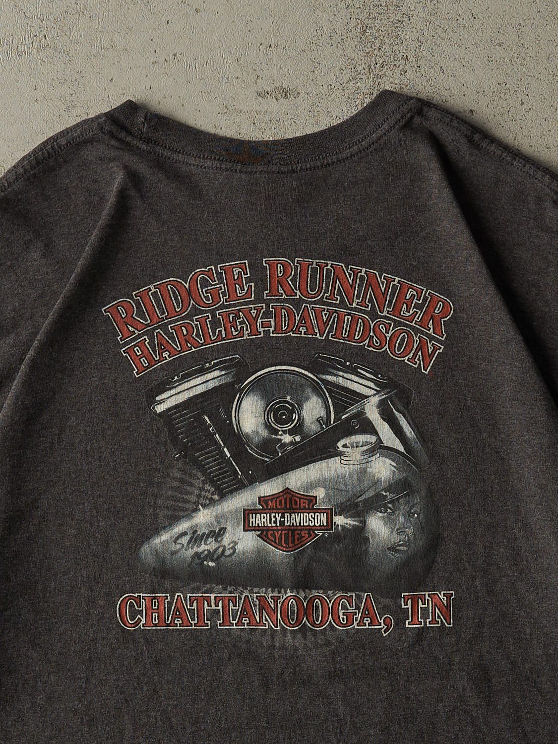 Vintage 11' Charcoal Grey Harley Davidson Chattanooga TN Tee (XL/XXL)