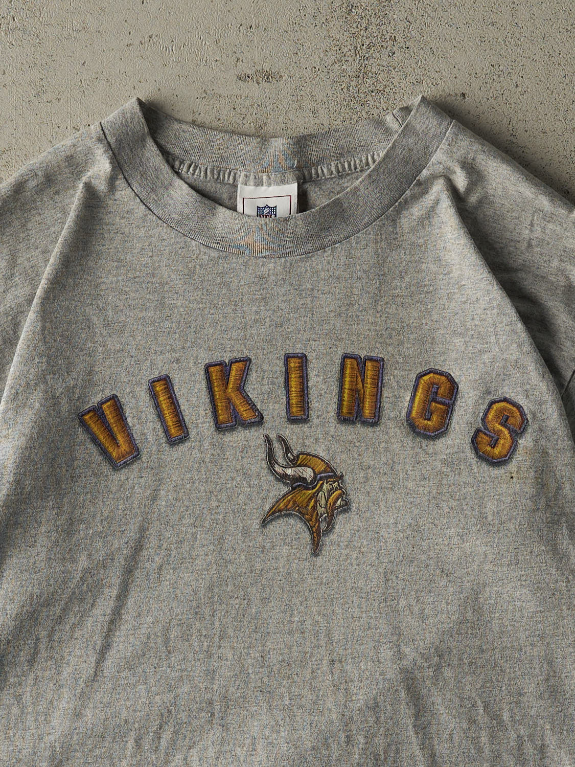 Vintage 90s Grey Minnesota Vikings Tee (M/L)