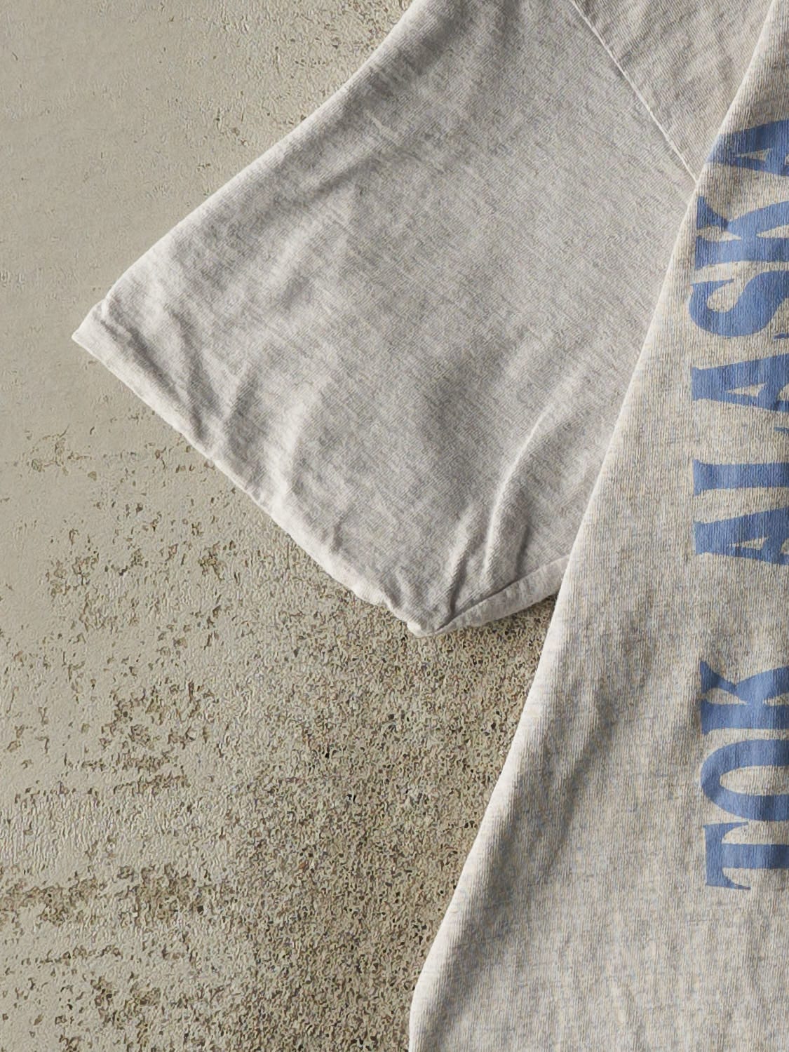 Vintage 90s Heather Grey Alaska Wolves Tee (L/XL)