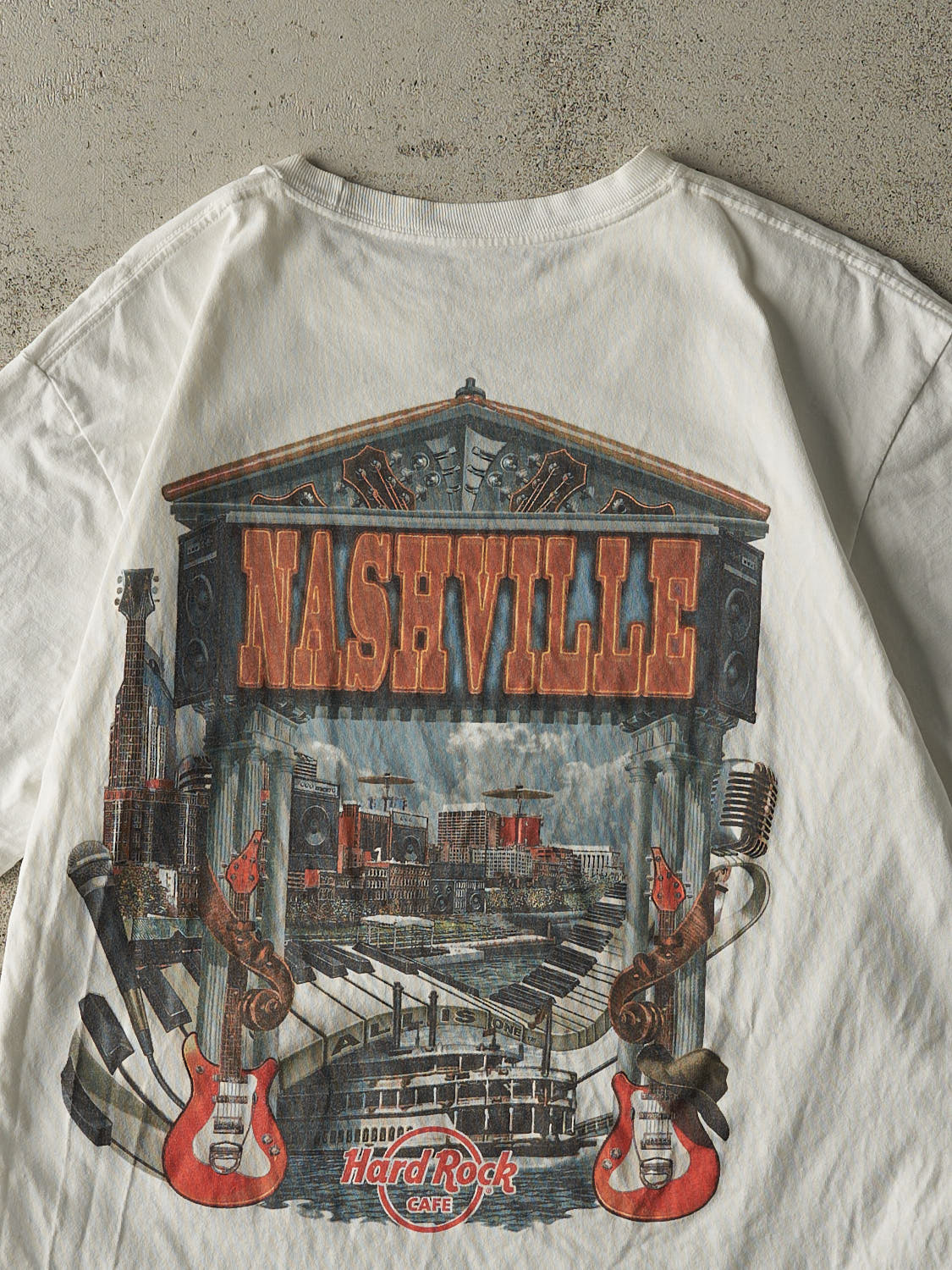 Vintage Y2K White Hard Rock Cafe Nashville Tee (M/L)