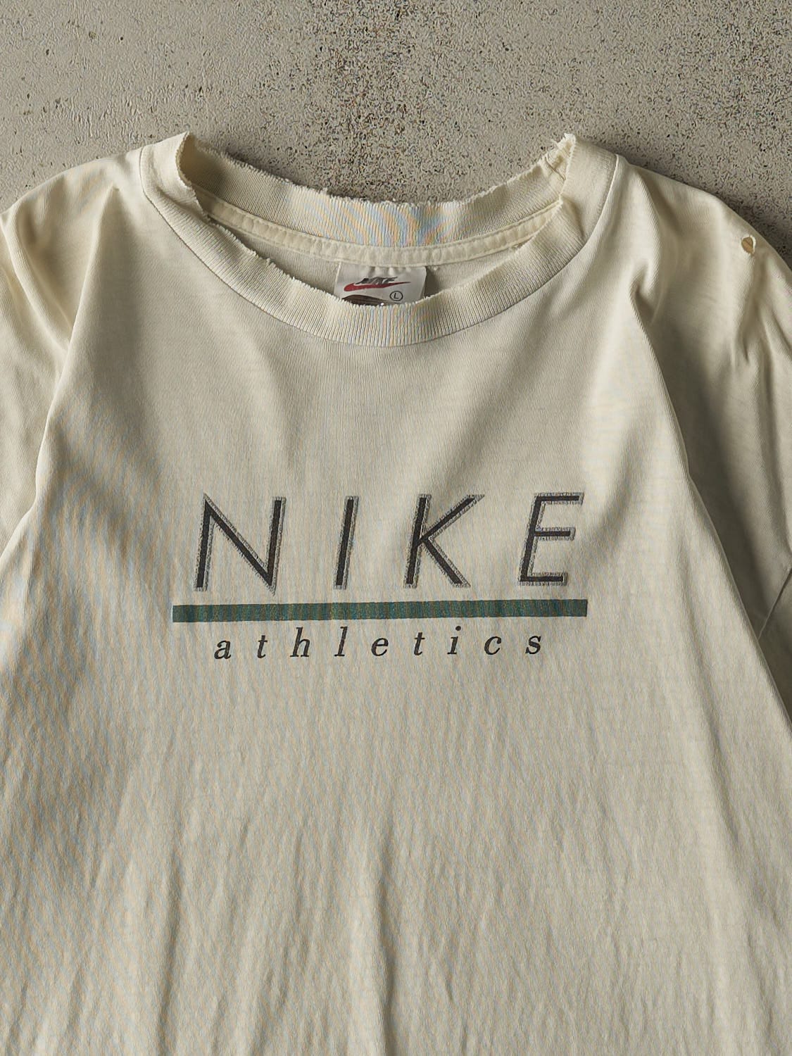 Vintage 90s Beige Nike Athletics Tee (L/XL)