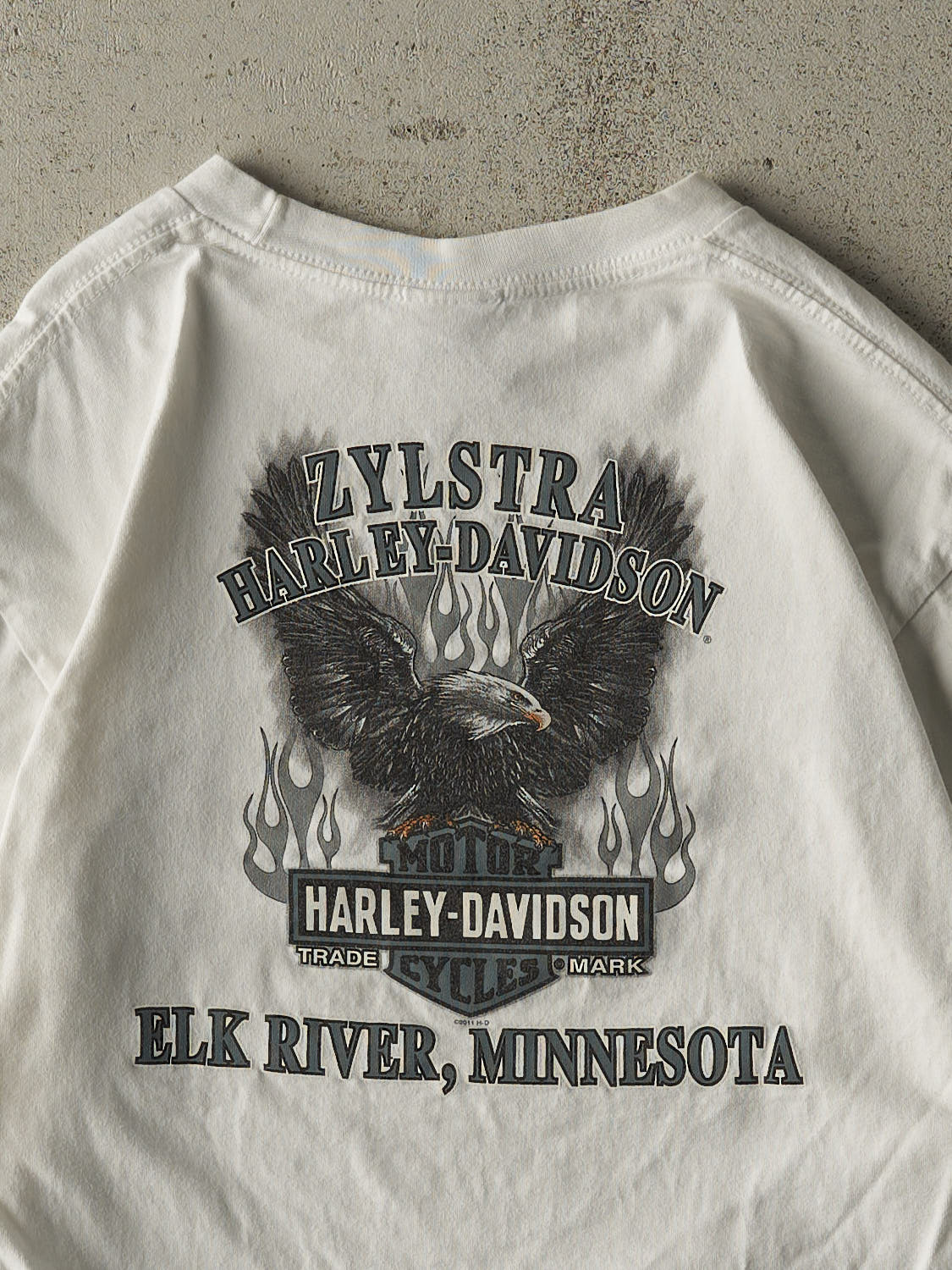 Vintage 12' White Harley Davidson Elk River MN Long Sleeve (M)