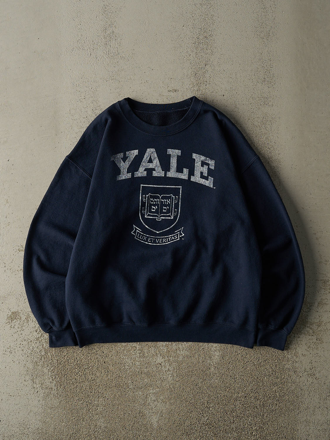 Vintage Y2K Navy Blue Yale University Crewneck (L)