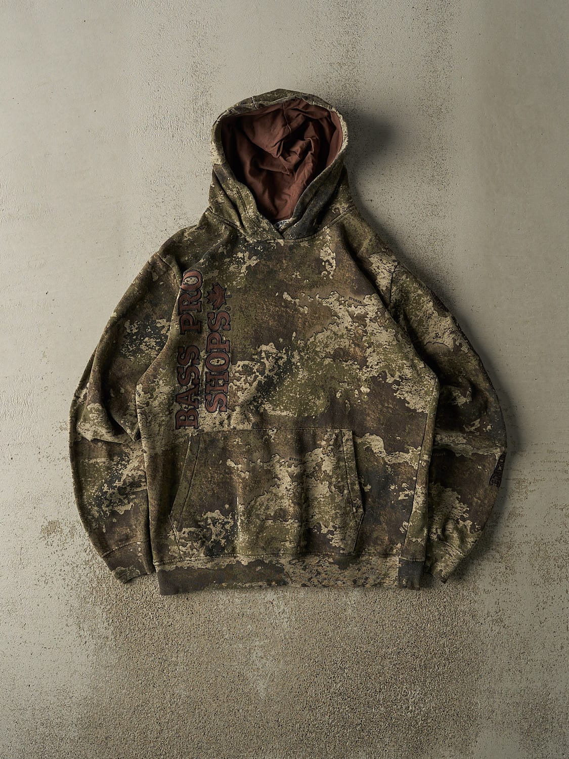 Vintage Y2K Camo Bass Pro Shops Hoodie (M/L)