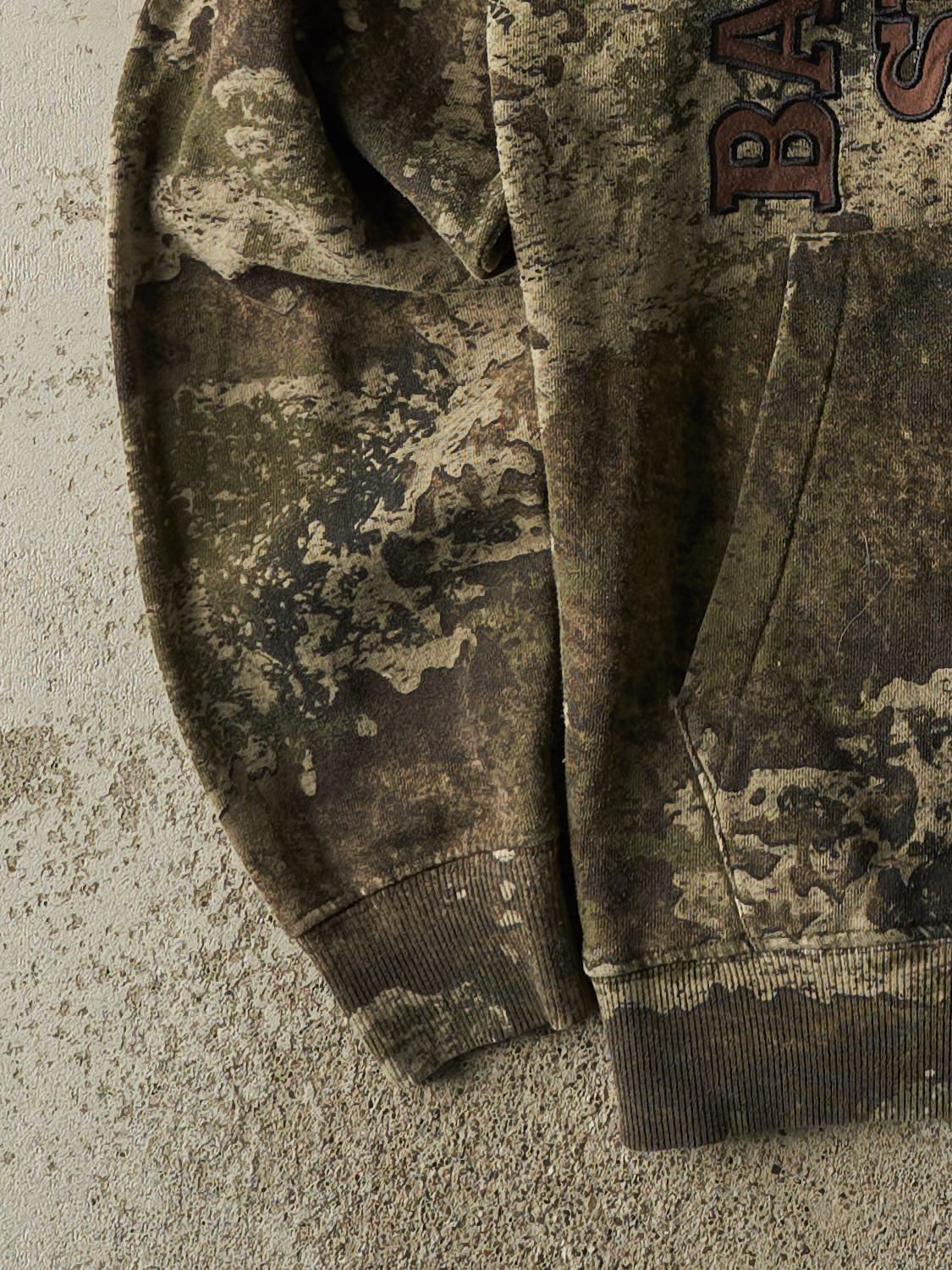 Vintage Y2K Camo Bass Pro Shops Hoodie (M/L)