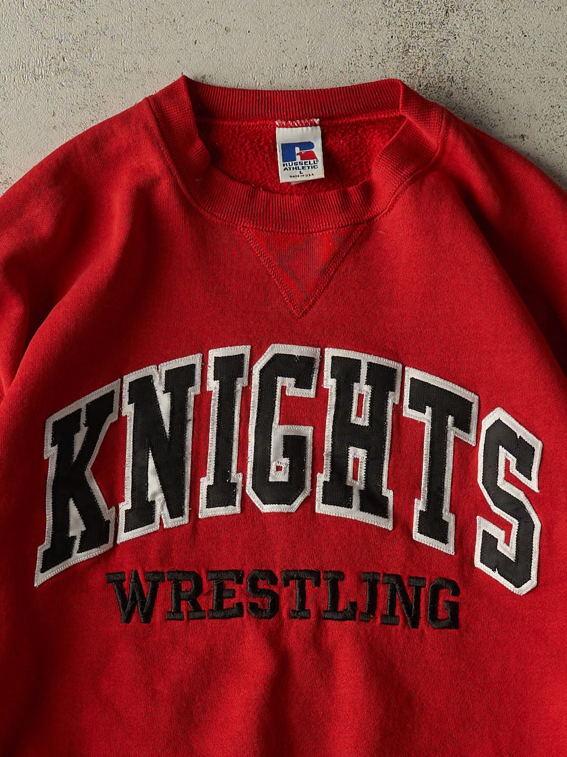 Vintage 90s Red Russell Athletic Knights Wrestling Crewneck (M)