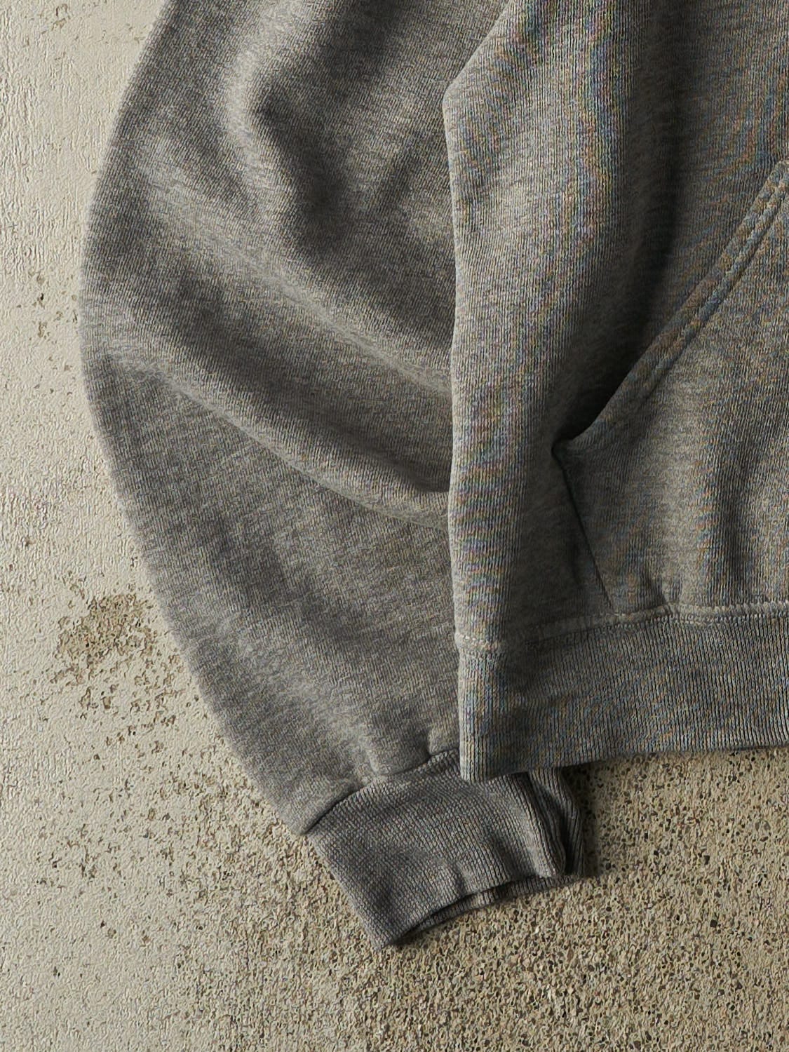 Vintage Y2K Grey Russell Athletic Blank Hoodie (XS/S)
