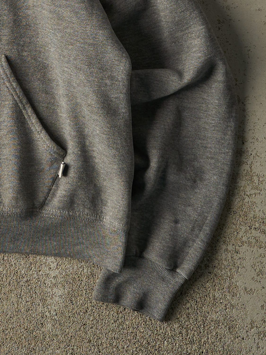 Vintage Y2K Grey Russell Athletic Blank Hoodie (XS/S)