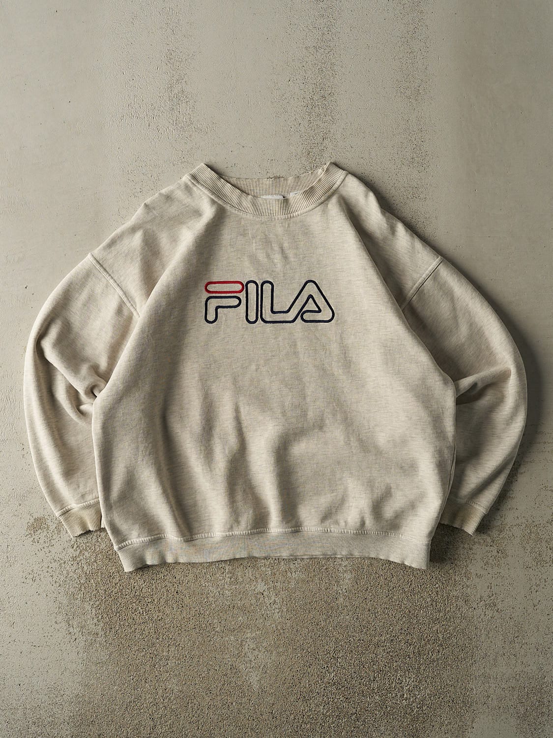 Vintage 90s Grey Fila Embroidered Crewneck (XXL)