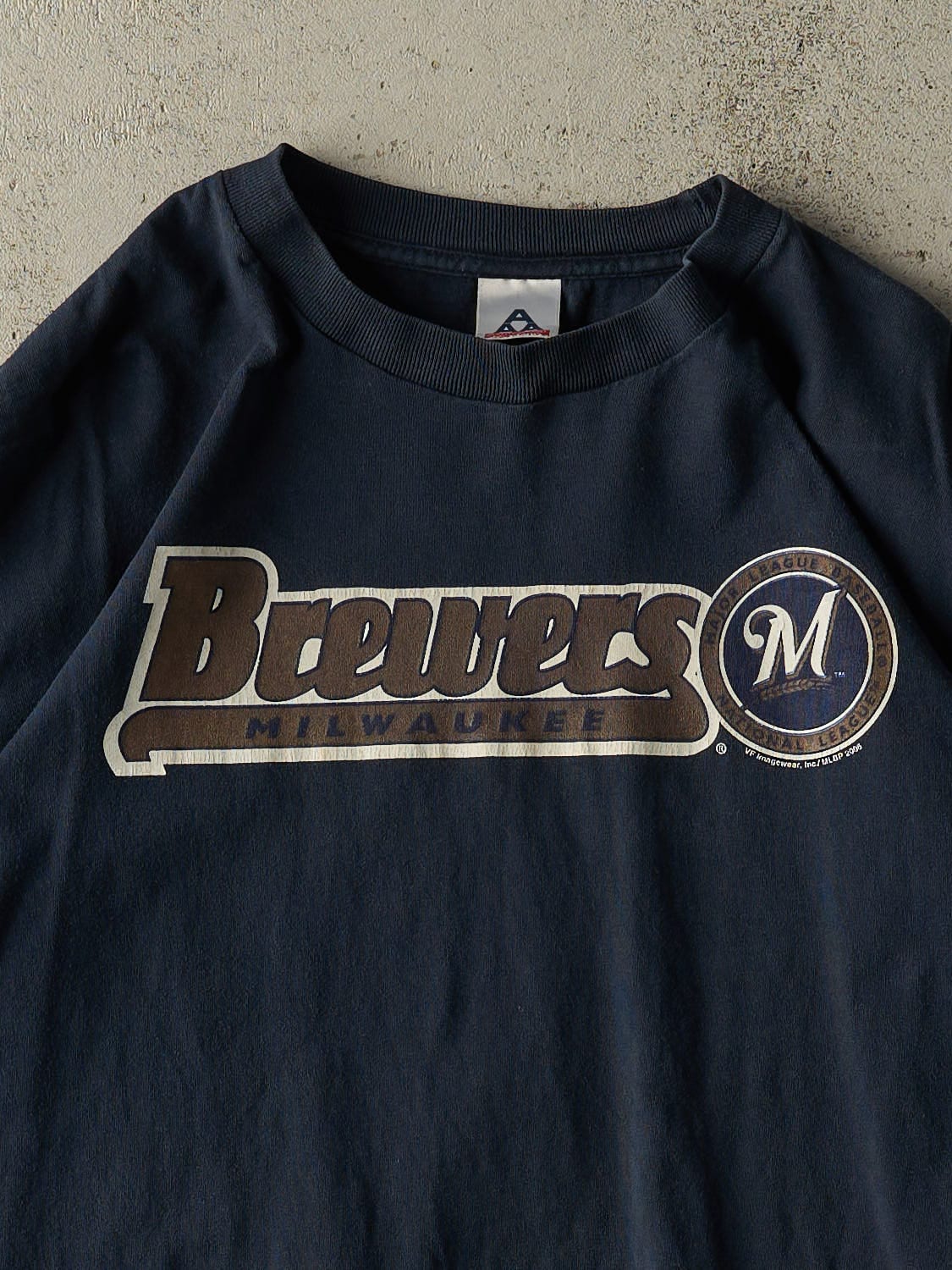 Vintage 06' Navy Blue Milwaukee Brewers Tee (L/XL)