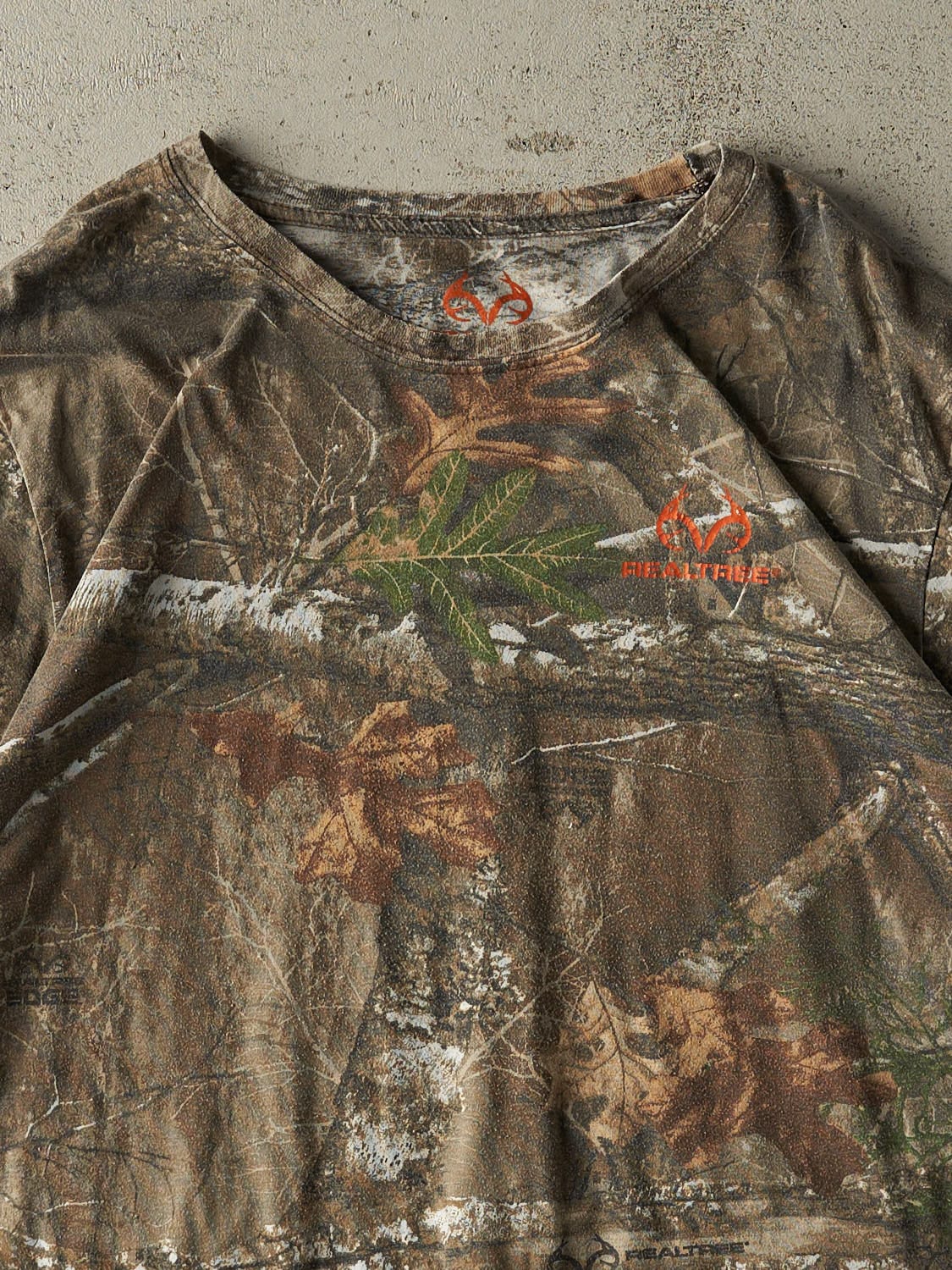 Vintage Y2K Camo Realtree Tee (XL)